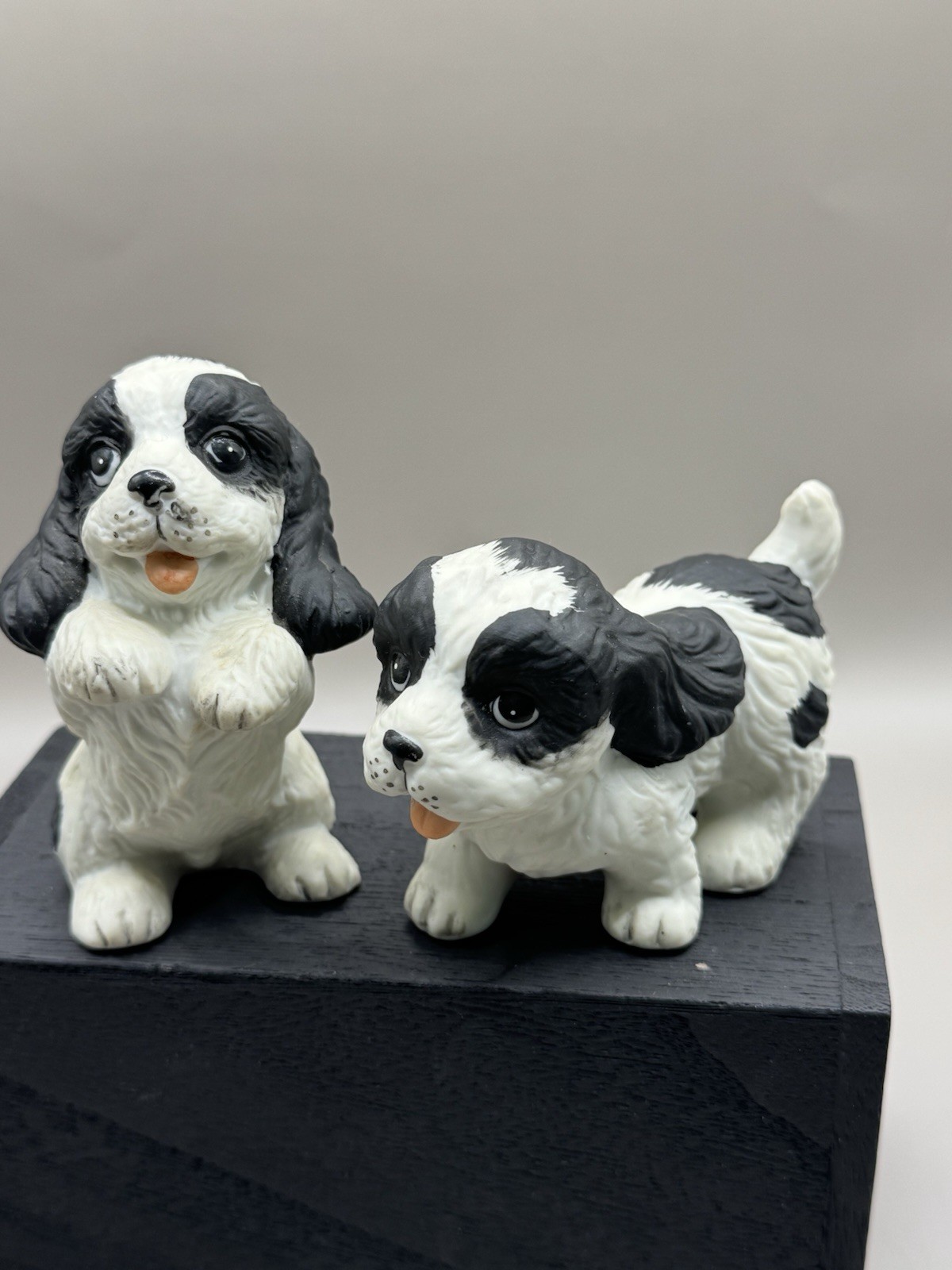 Home Interior HOMCO Set of 2 Black & White DOG Figurines Spaniel Puppies
