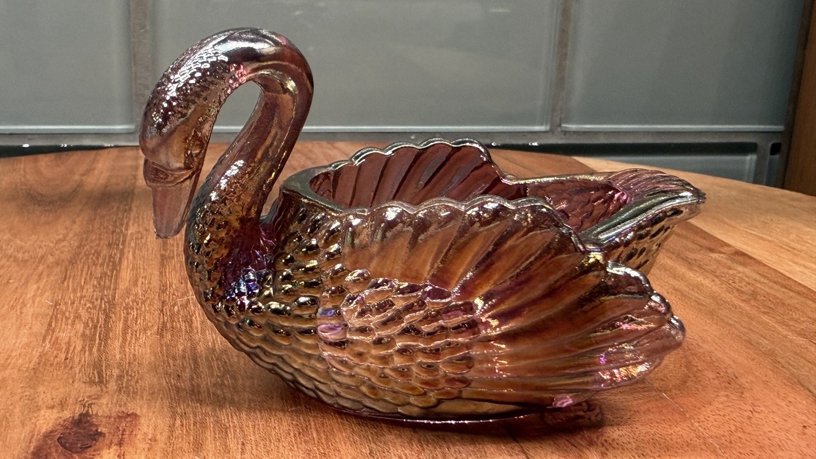 Vintage Boyd Glass Swan Open Salt Trinket Dish – Royal Plum Carnival Swan Decor