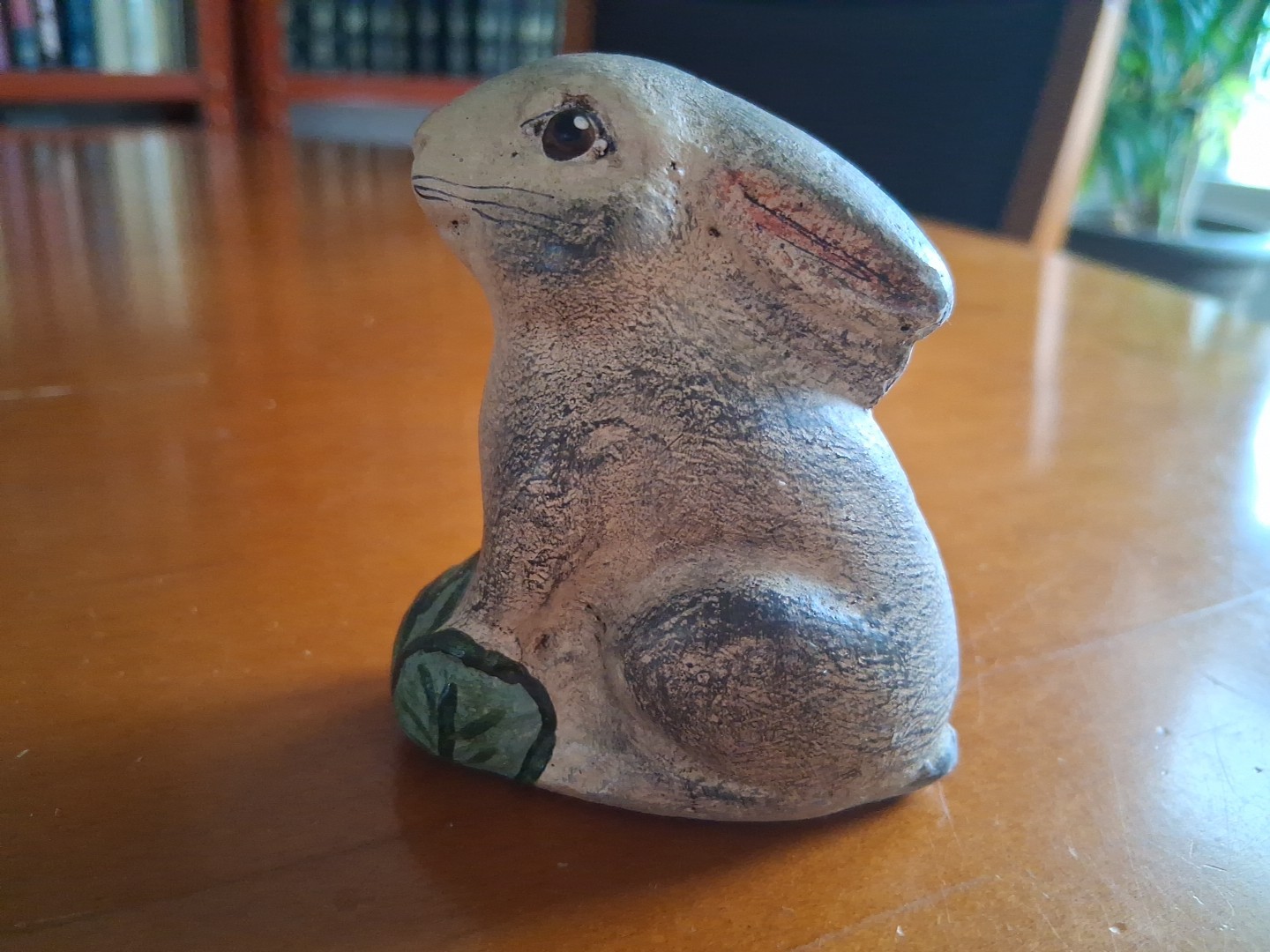 Walnut Ridge Collectibles Bejma Chalkware Small Bunny Sitting On Cabbge Leaves