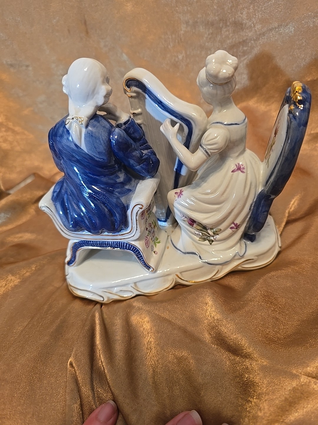 Rare Blue&white Porcelain Colonial/ Victorian Couple Playing Harp/reading Figure
