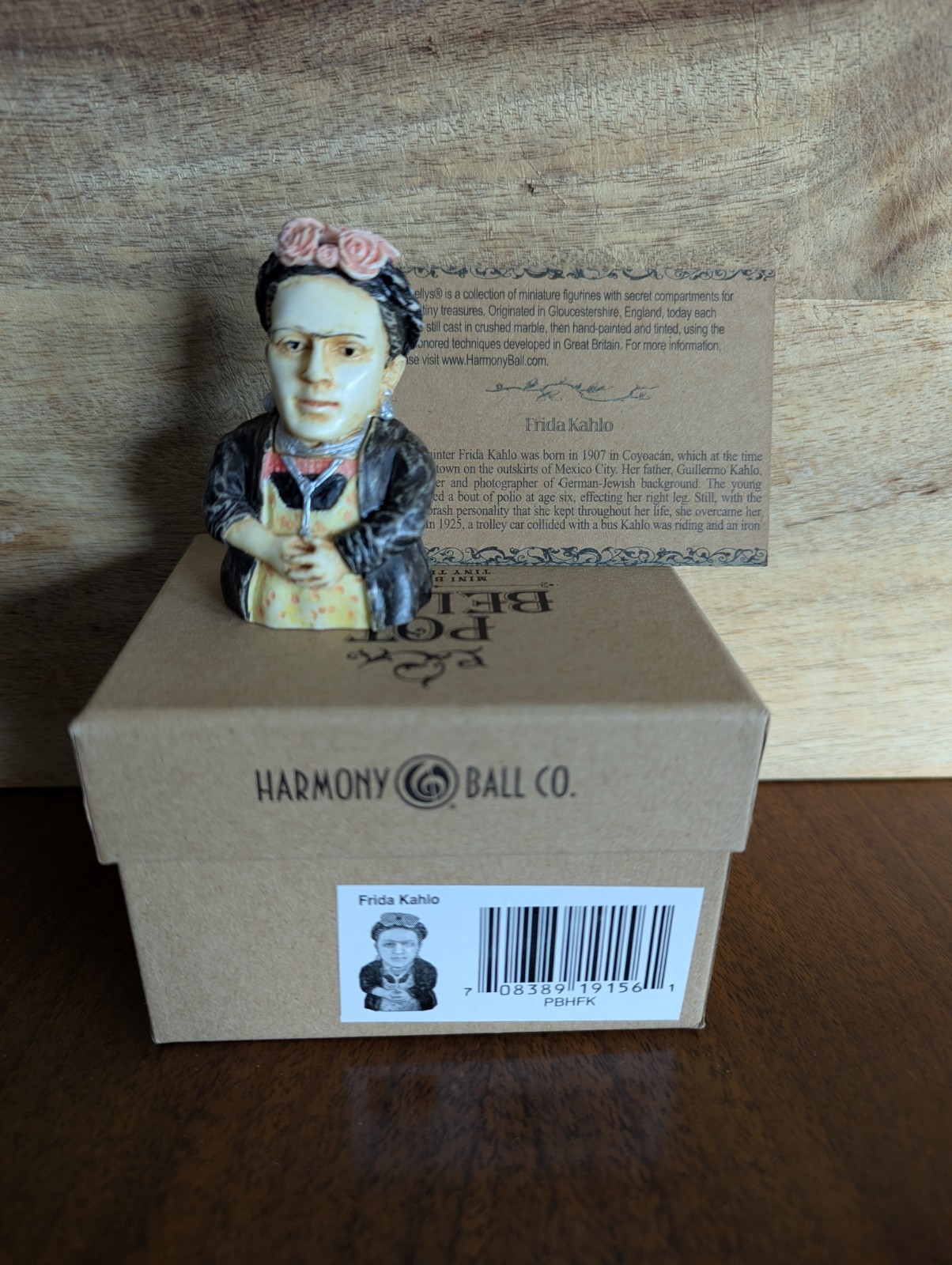 Harmony Kingdom Ball Historical Pot Belly Retired Frida Kahlo