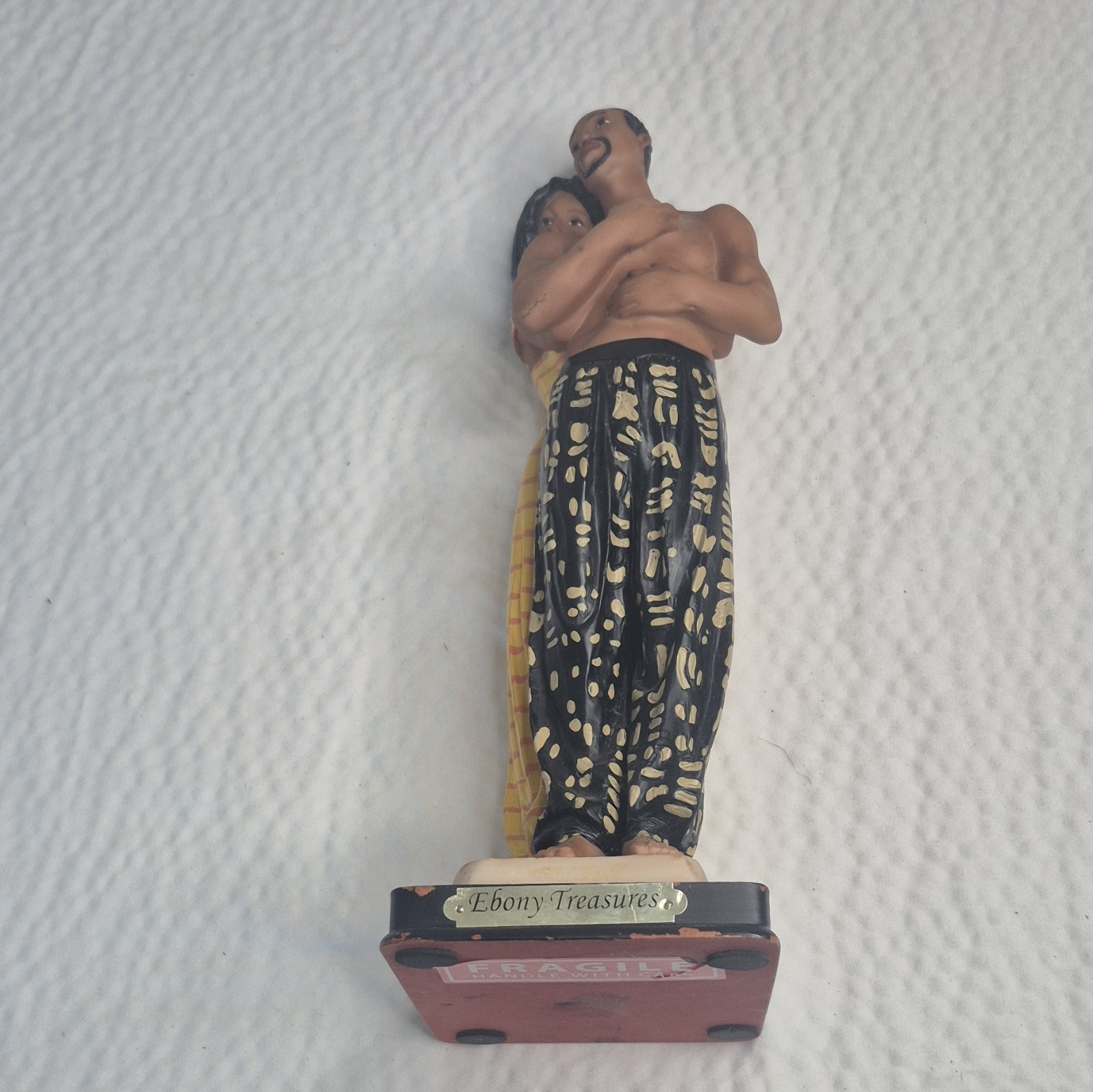 Ebony Treasures Embracing Couple Figurine Statue 2000-2009 Resin Painted