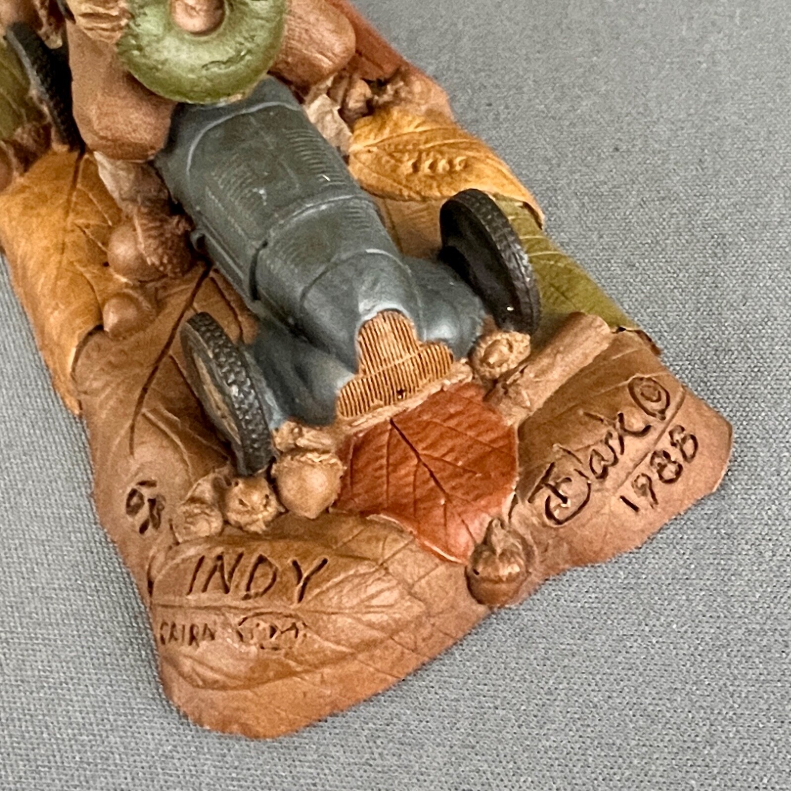 Tom Clark Gnome Indy Figurine 1988 Race Car Driver 3.5 in #64 Hidden Penny