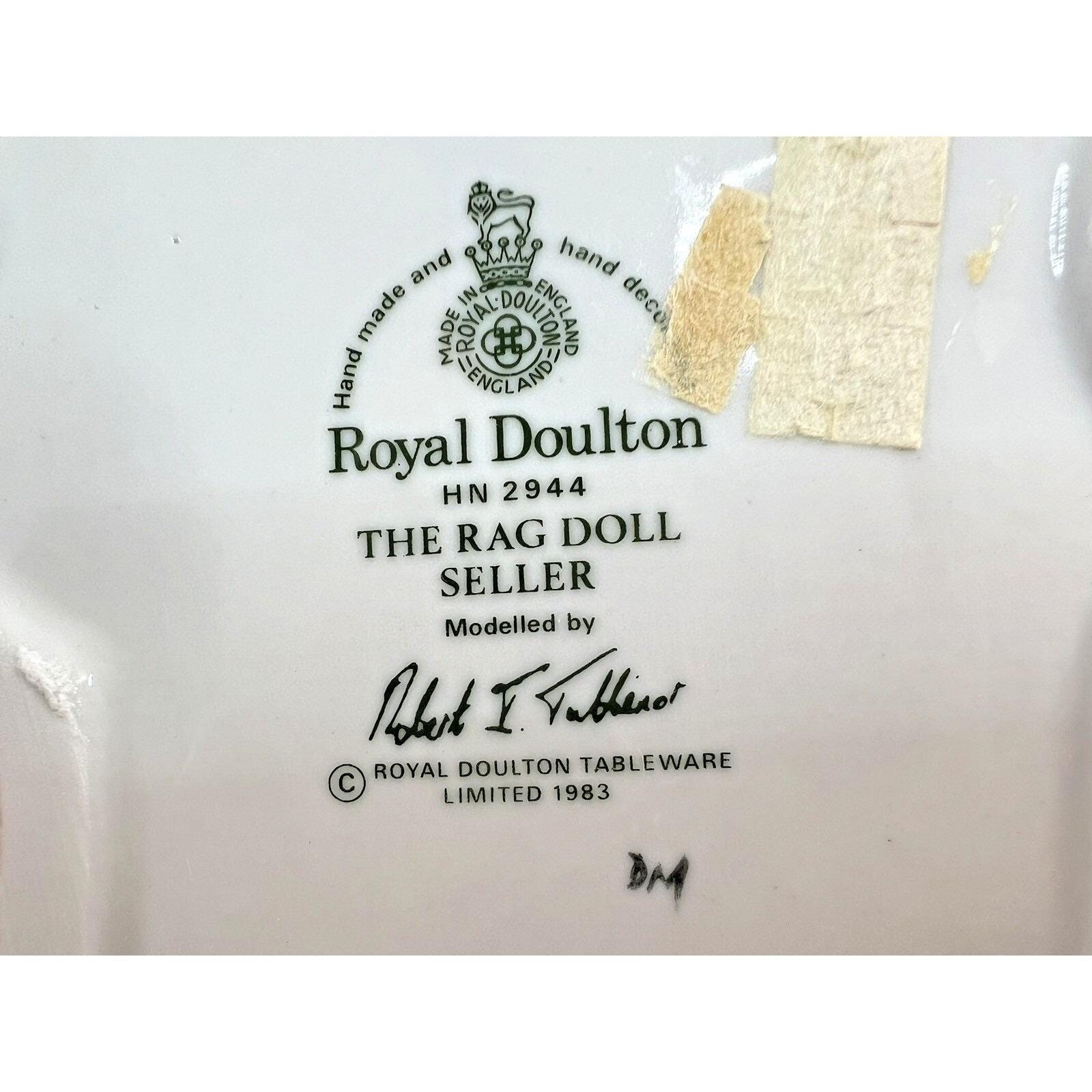 Royal Doulton “The Rag Doll Seller” Figurine HN2944-7″Tall – Excellent Condition