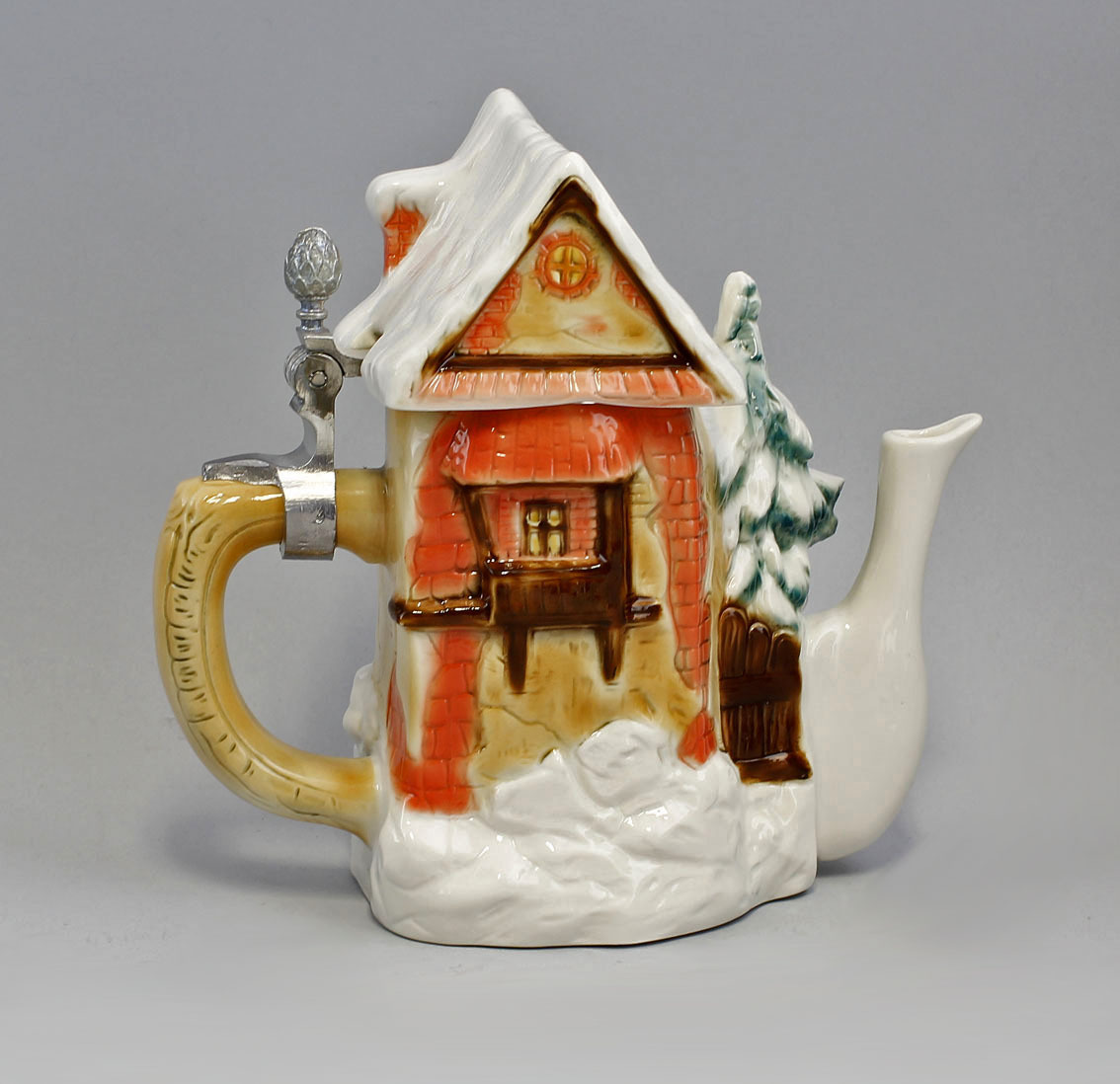 9941188 Tea Pot Winter Cottage Christmas Ens 4 5/16×7 7/8×7 7/8in