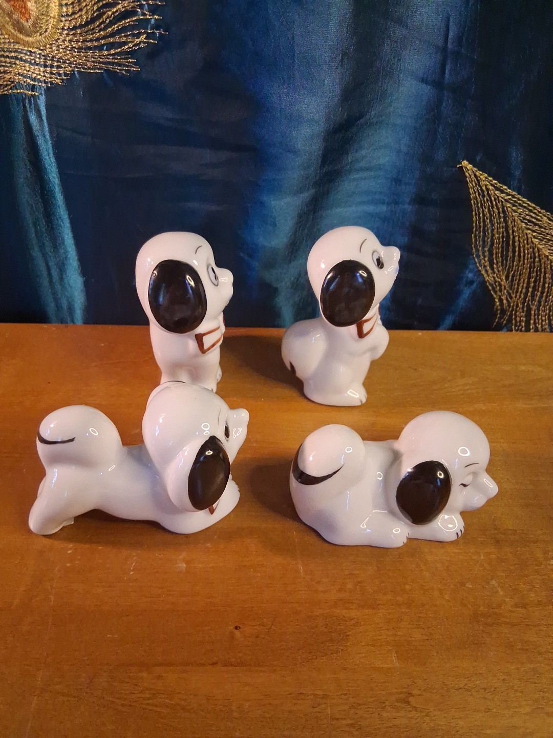 Vintage Anthropomorphic Dog Puppy Googly Big Eye Japan Figurine Kitsch Set Of 4