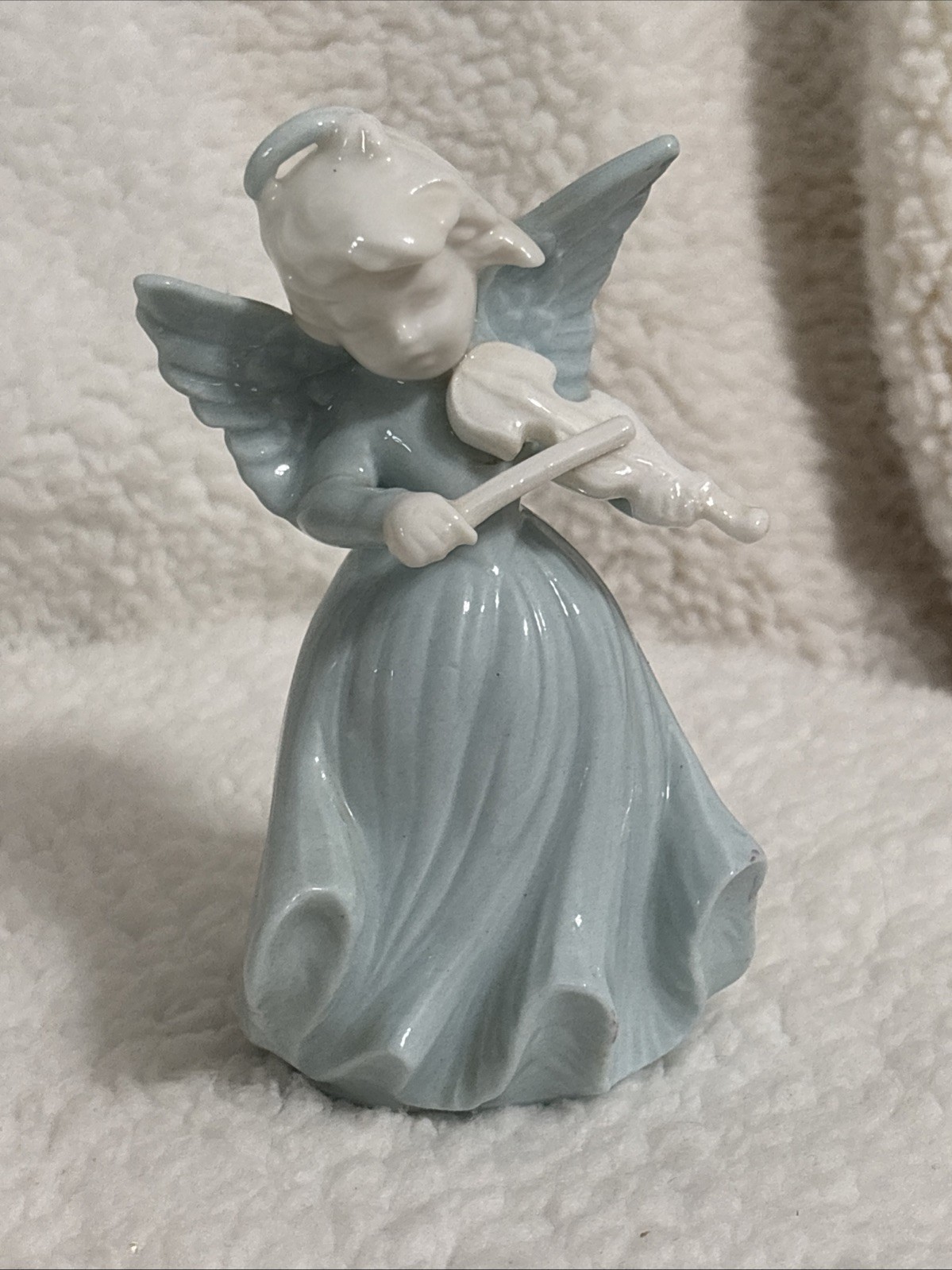 Vtg Ardalt Lenwile Verithin Porcelain Blue/White Angel Playing Violin Figurine