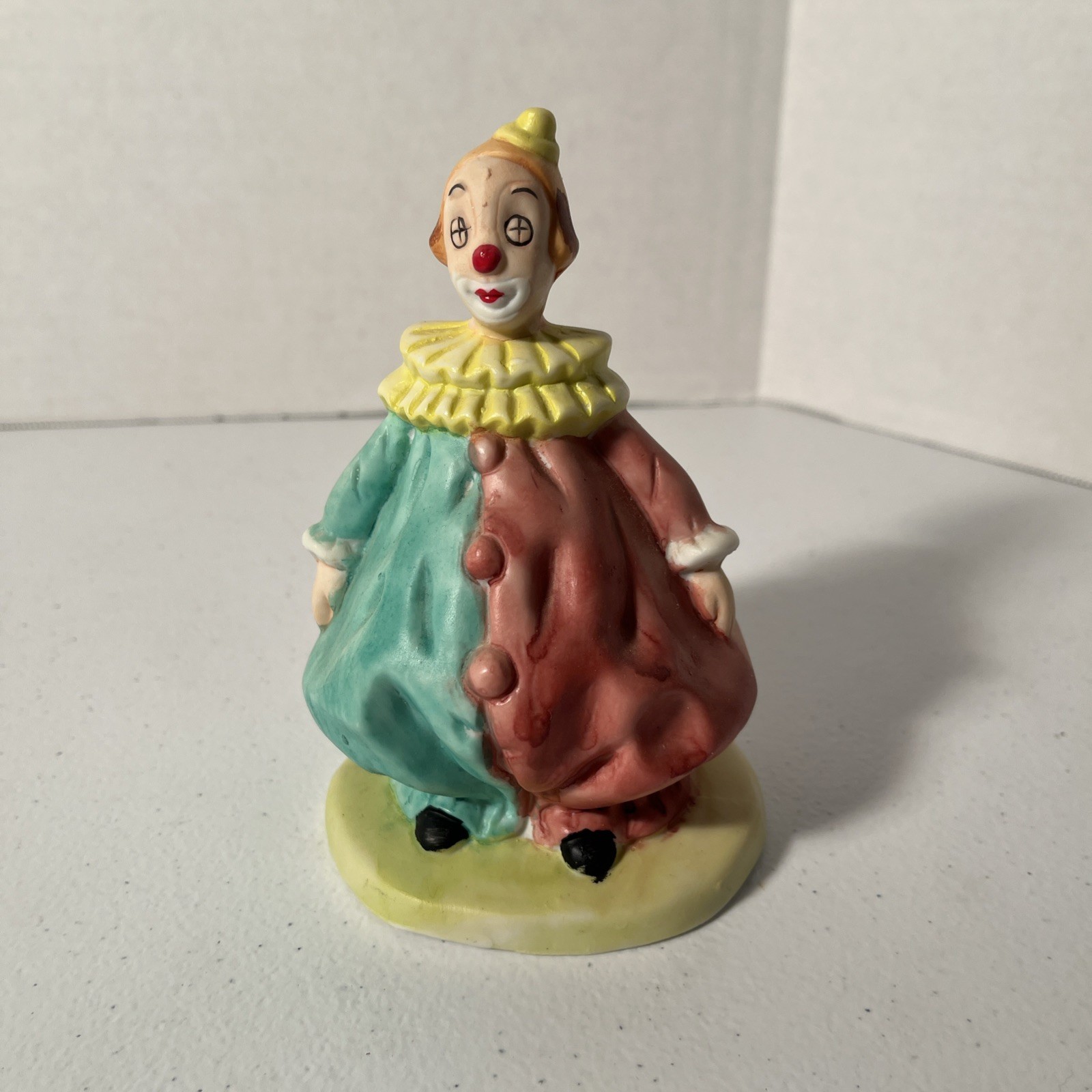 Vintage Hand Painted Ceramic Clown Figurine Collectible Circus 5 1/2 In