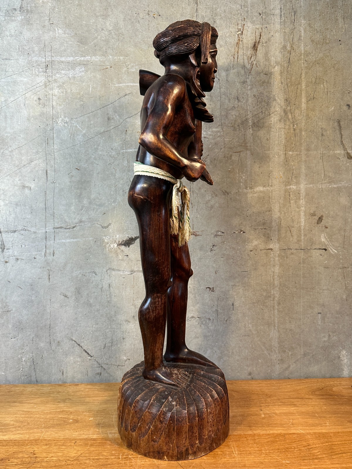 Vintage Ifugao Wood Carving Philippines Warrior Carrying Human Head Hunter 34″