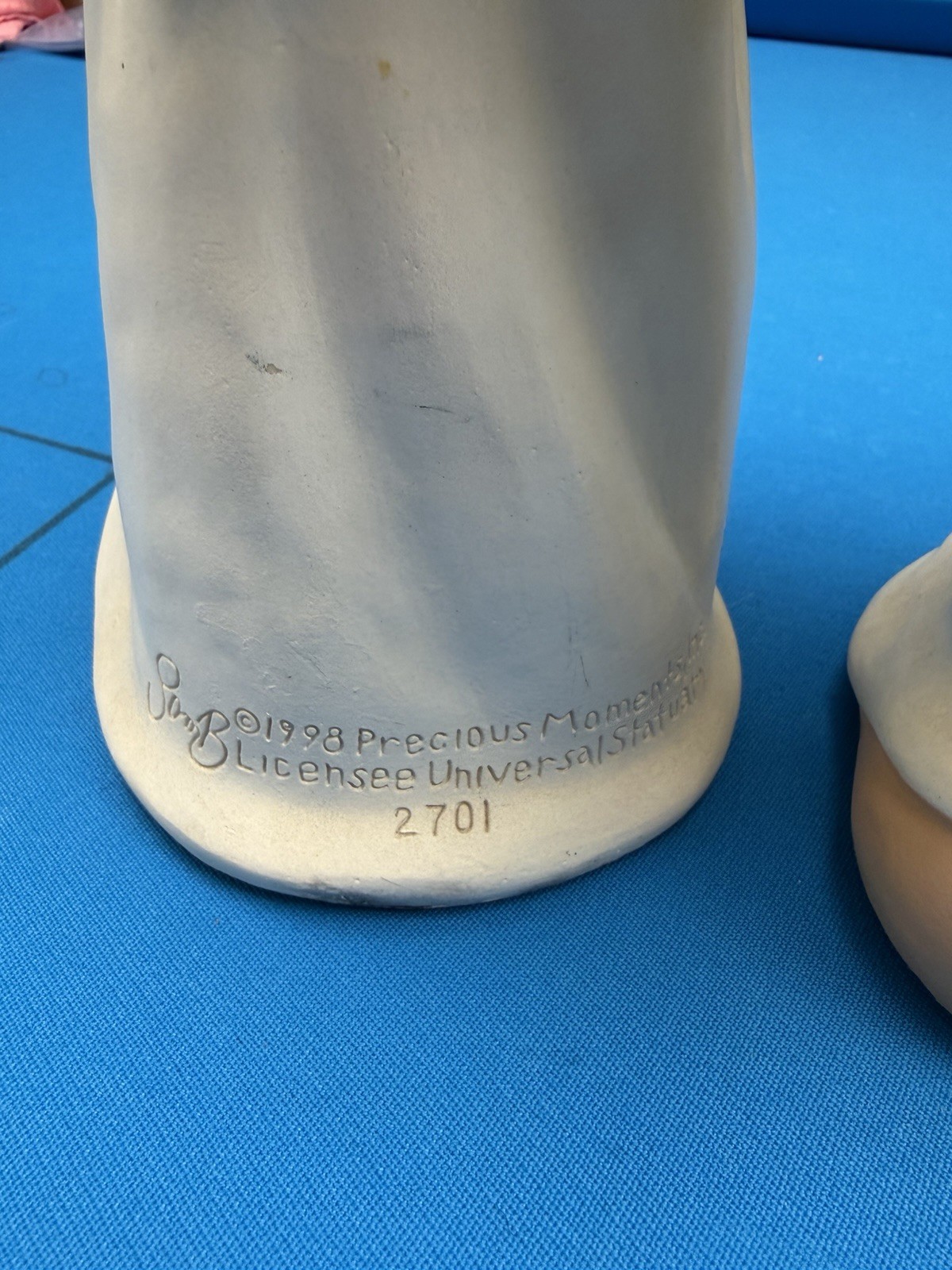 Precious Moments Praying Angel Statues Set of 2 1998 Bisque Matte 3D