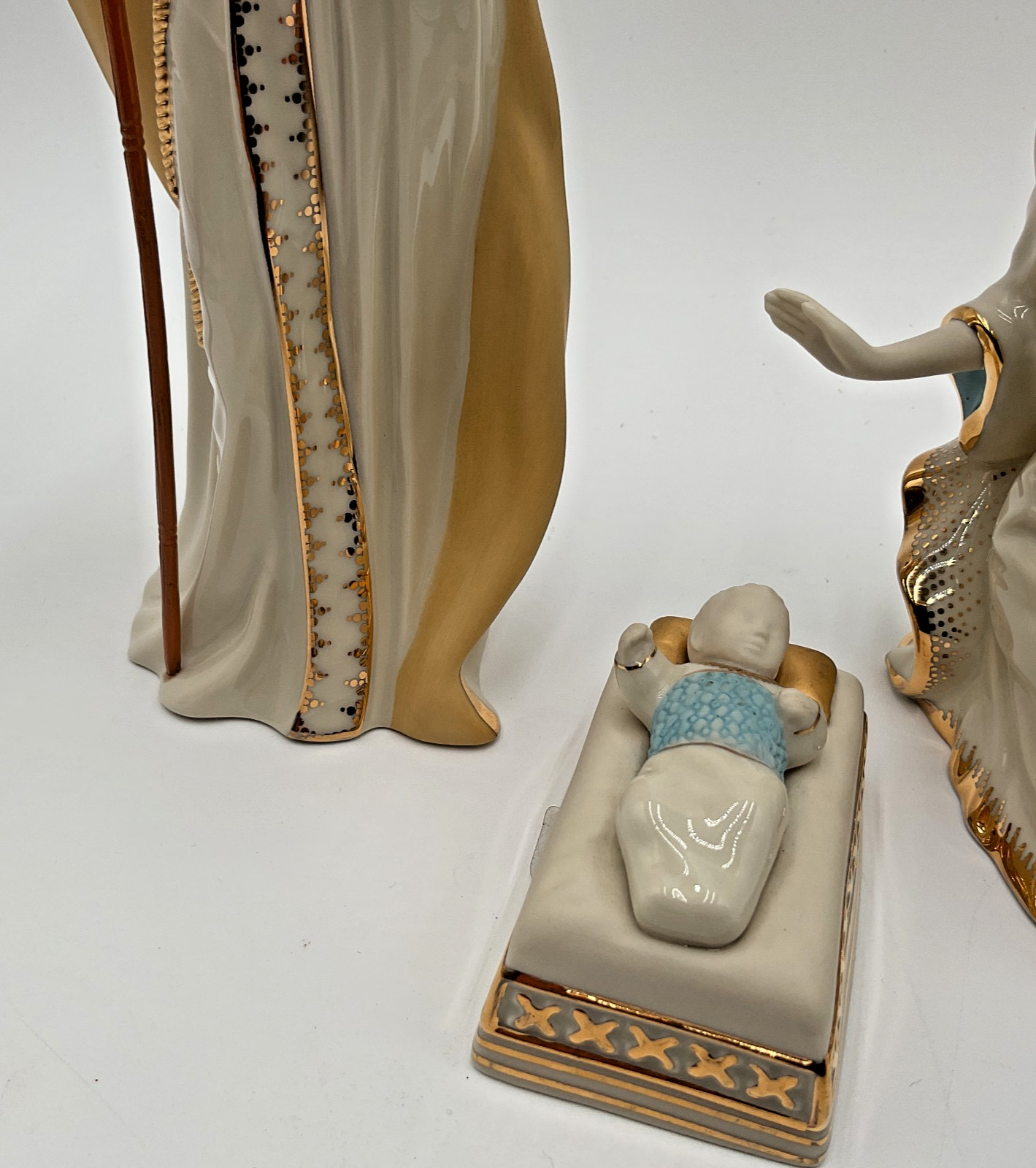 Lenox First Blessing Nativity The Holy Family Figurines 3 Piece Set