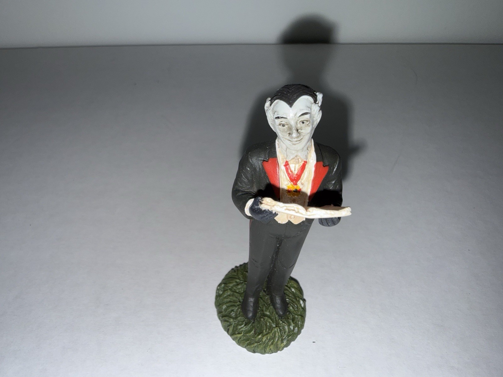 Department 56 The Munsters Village Grandpa Figurine 6005638 RARE New (Face Dark)