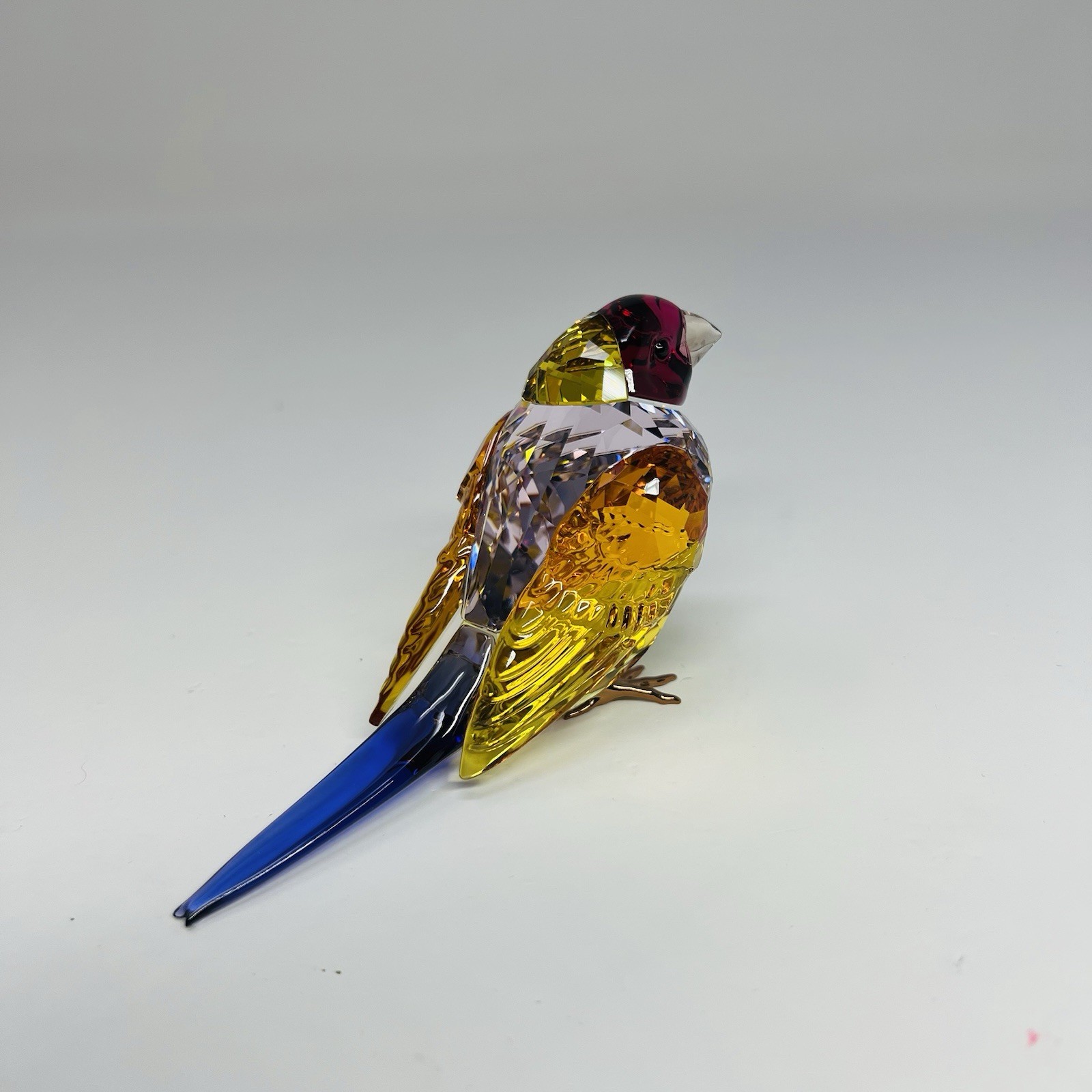SWAROVSKI Crystal SCS 2024 GOULIDAN FINCH LARGE Figurine 5689265