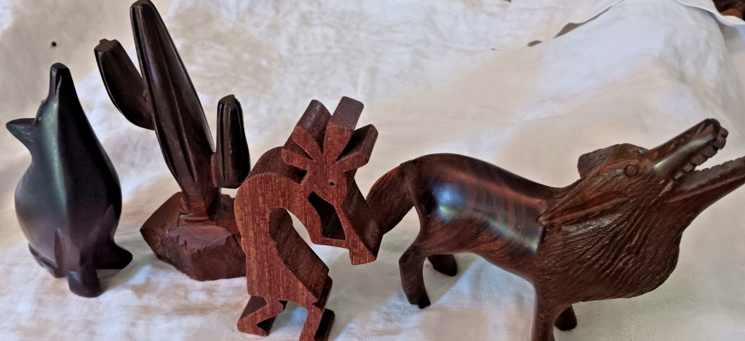 Hand Carved 4PC ,IRONWOOD NATIVE AMERCIAN,2 Coyotes,Cactus,KOKOPELLI,FOLK ART