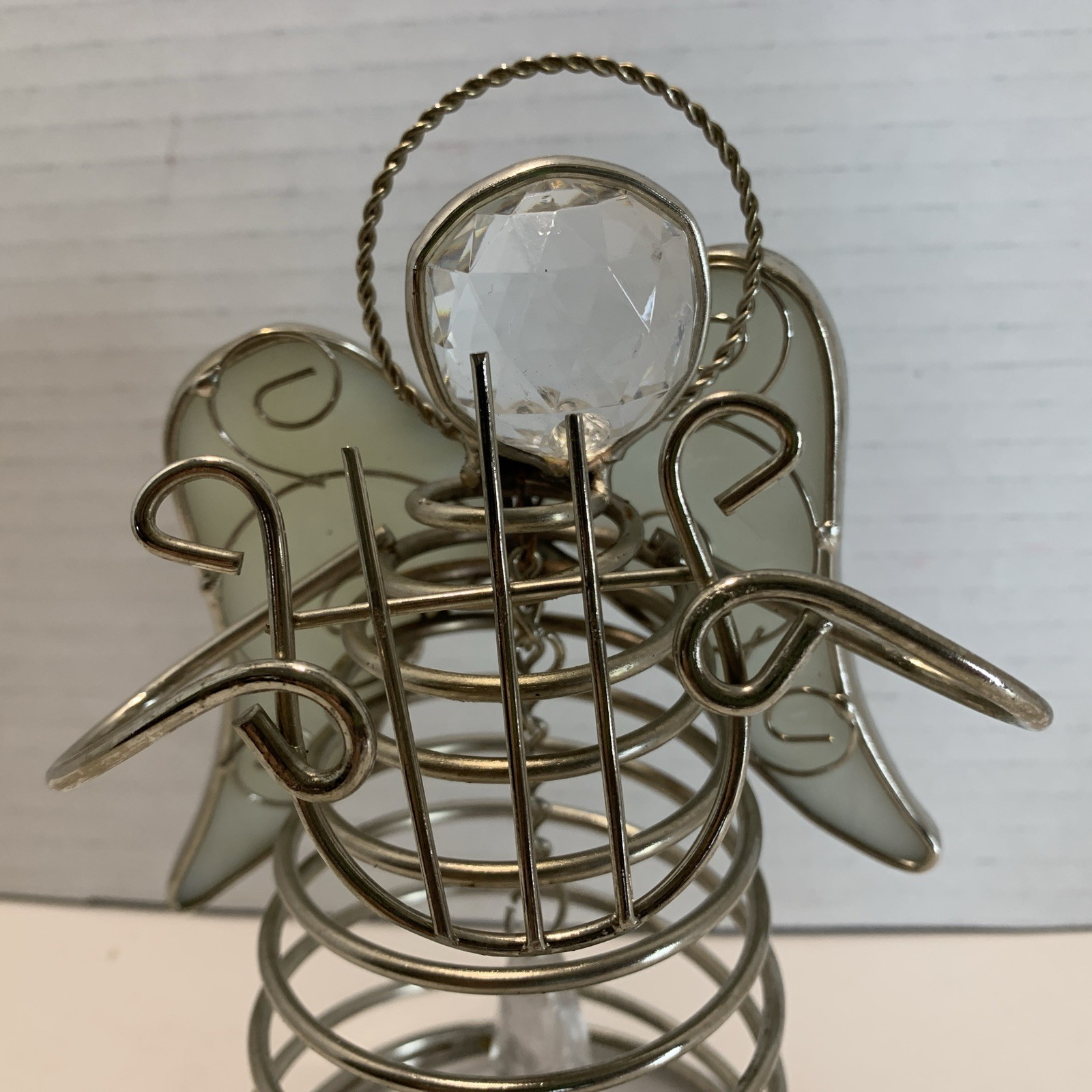 VTG Free Standing Spring White Stained Glass Angel Halo Holding A Harp. 6” In.