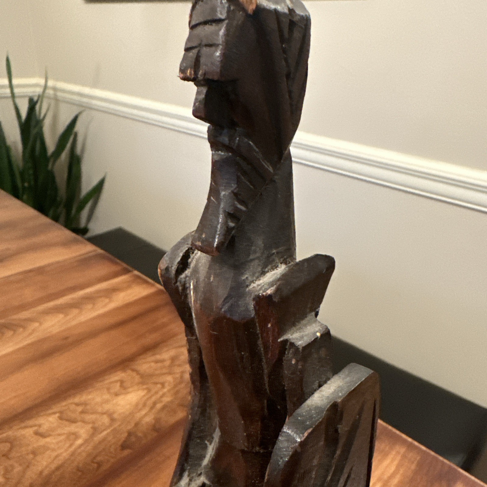 Wood Carving Ancient Warrior Standing Soldier Figure Sculpture 13.75″ Tall VTG