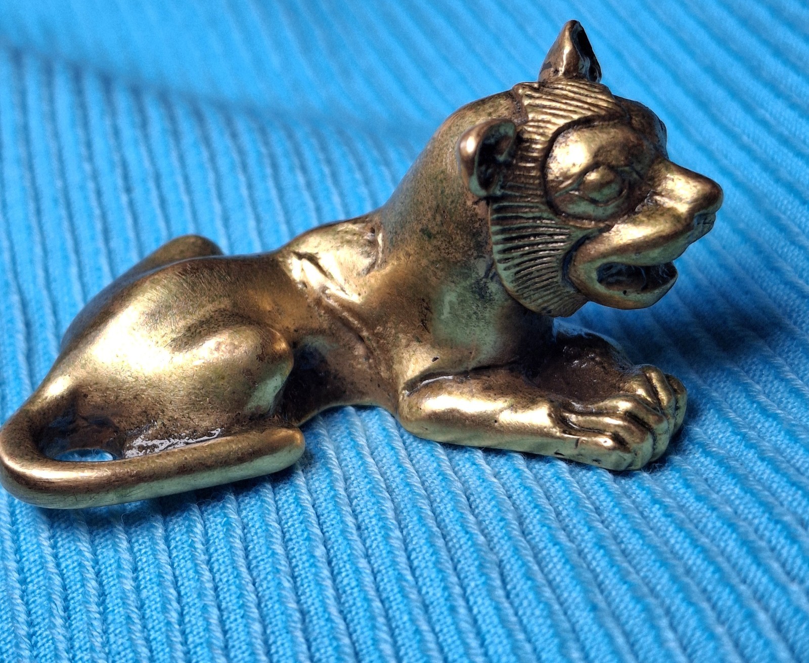 1990 MMA Metropolitan Museum Of Art Gold-Toned Metal King Tut Lion Figure