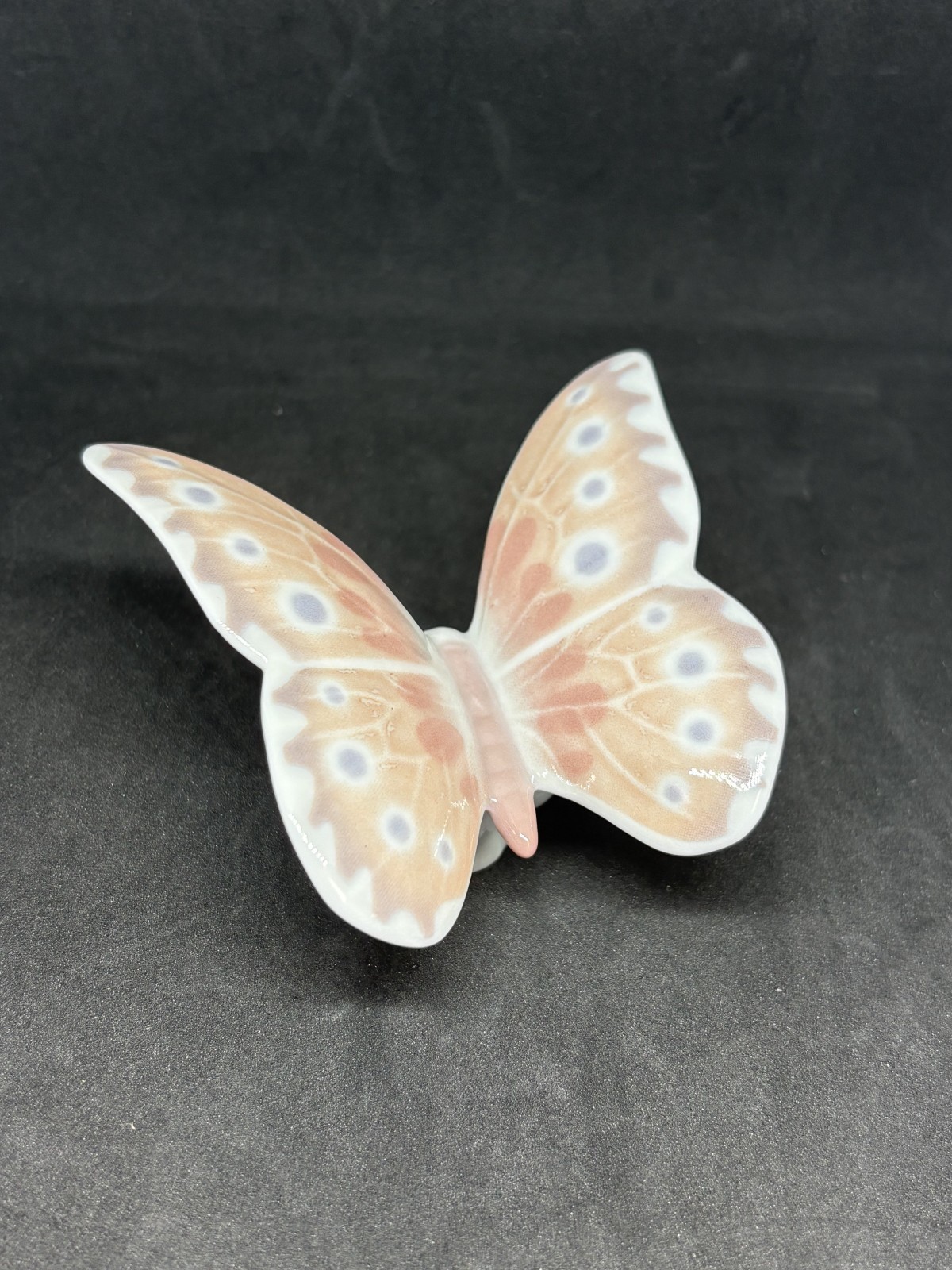 Lladro Nao “Hazy Sunshine” Butterfly Figurine #02001463 NEW IN BOX