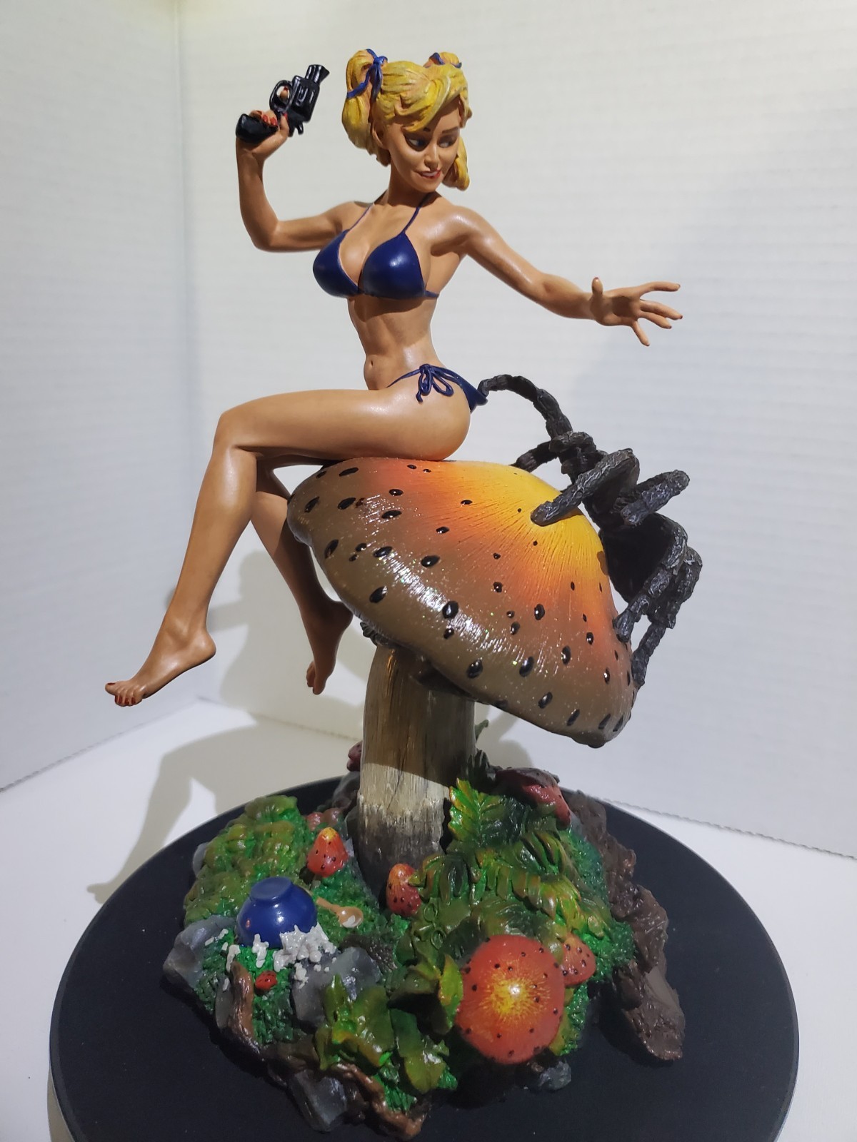 Varner Studios Fairy Tail Pin-Ups Little Ms. Muffet 2003 Limited Edition 4 /2500