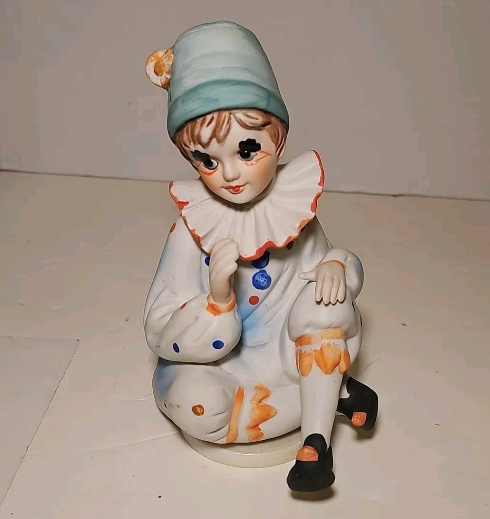 Vintage Musical Spinning Porcelain Child Clown Wind Up Music Box Collectible 8″