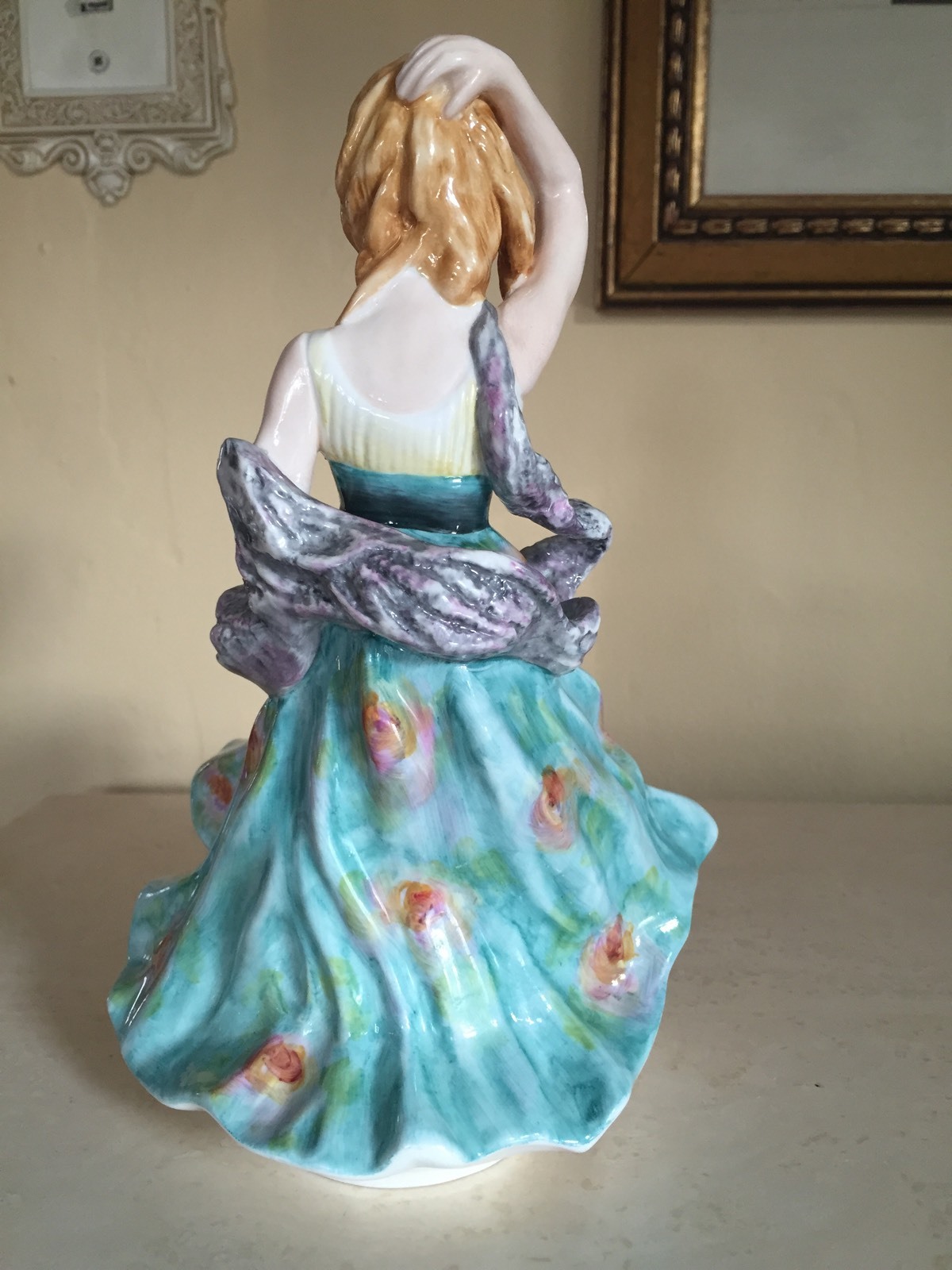 Renaissance Figurine Petite Ladies Sheridan Artist Signed