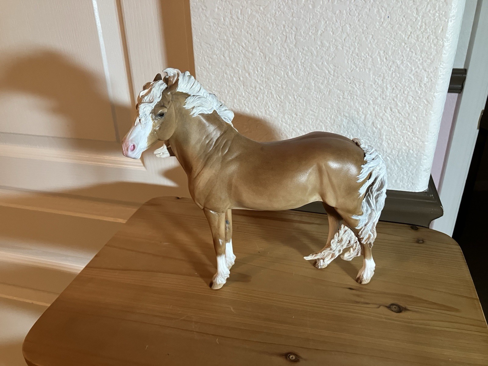 Resign Erastus sculpted by kitty Cantell & Deb buckler painted by Carole Ingram