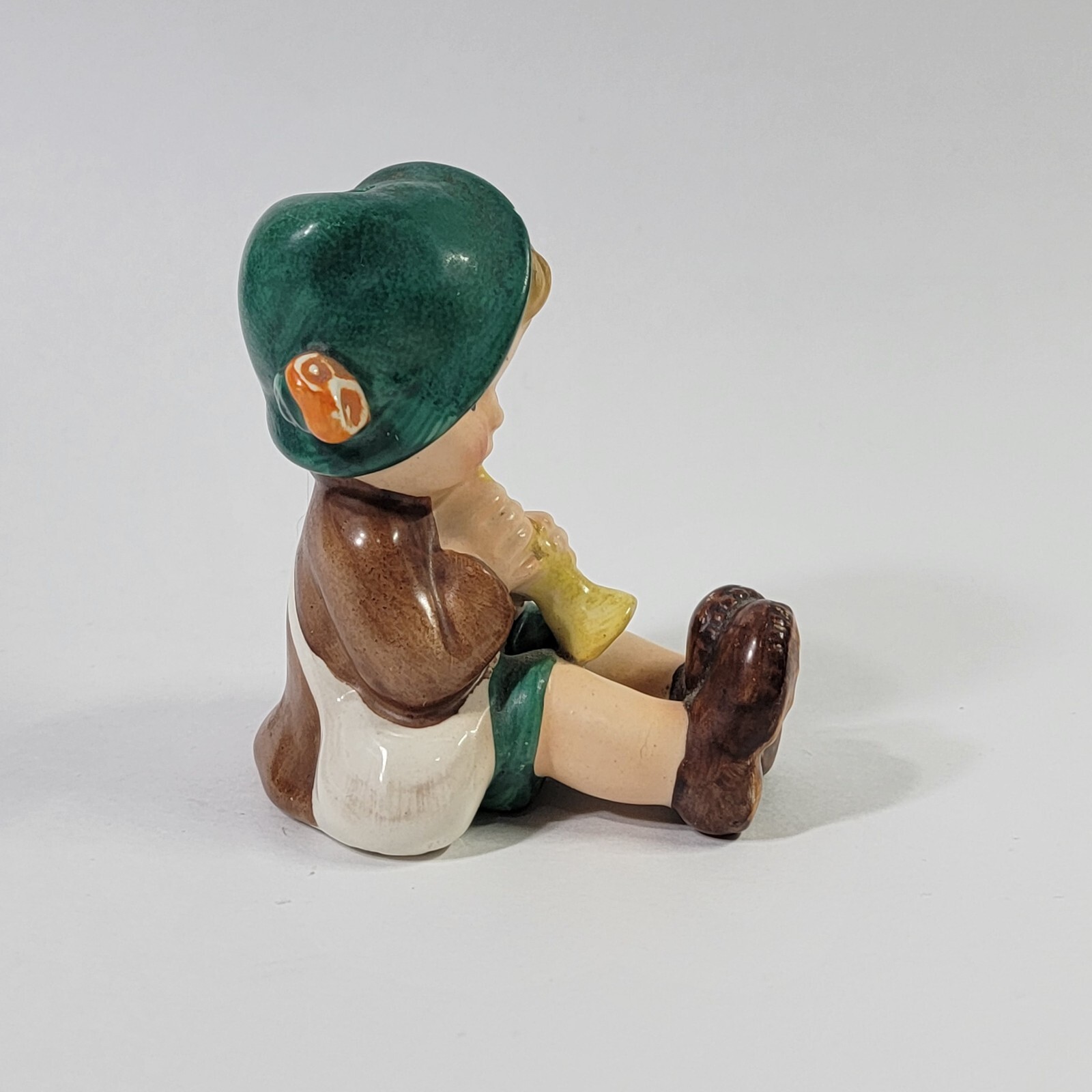 Goebel Boy With Flute 4″ Figurine KF #25/0 1950’s Chip on Hat TMK1