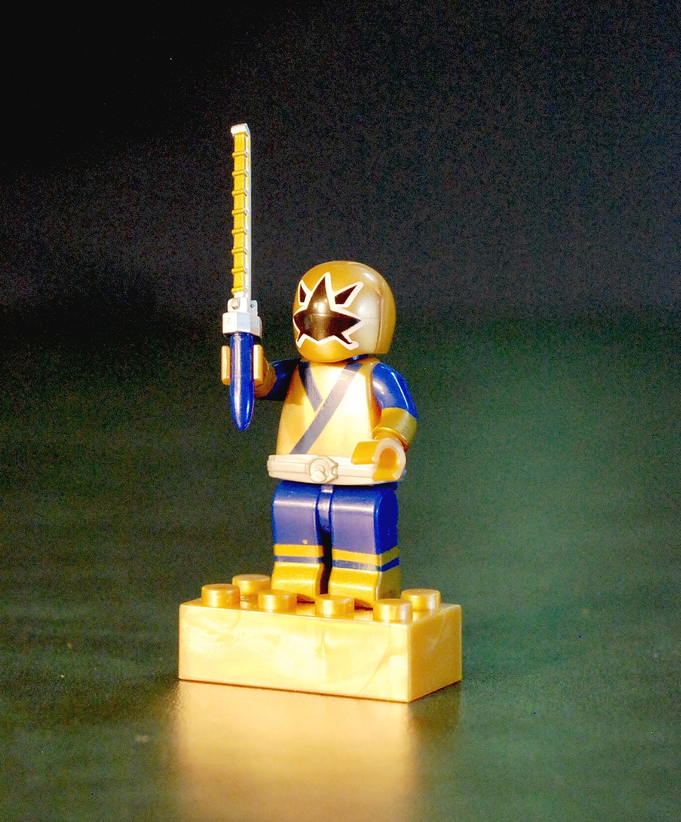 Power Rangers Mega Bloks Series 1 Metallic Samurai Gold Ranger Rare