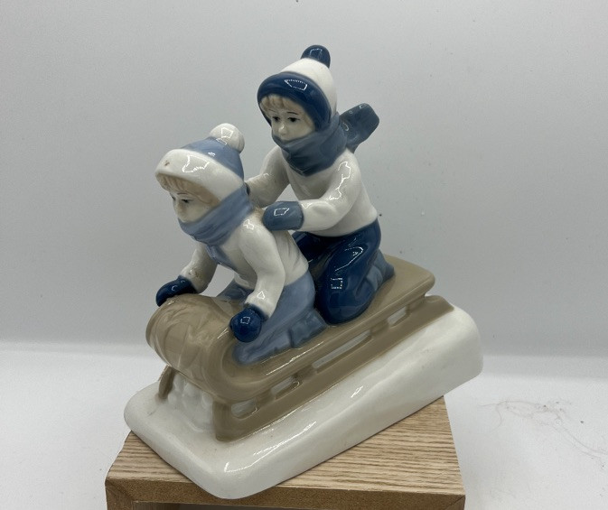 Vtg 1992 Paul Sebastian CUERNAVACA Vintage Porcelain Children Sledding Blue