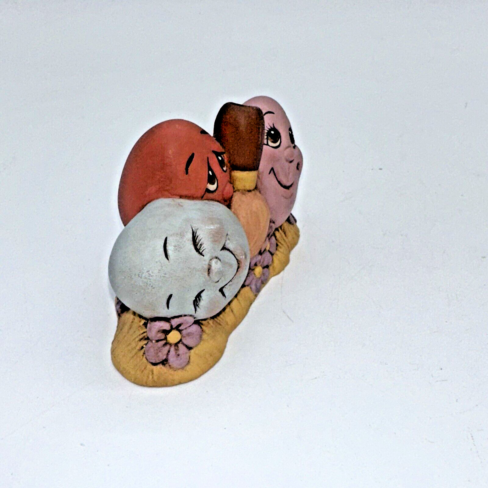 VTG Mid Century Kitschy Anthropomorphic Handpainted Ceramic Triple EGG Figurine