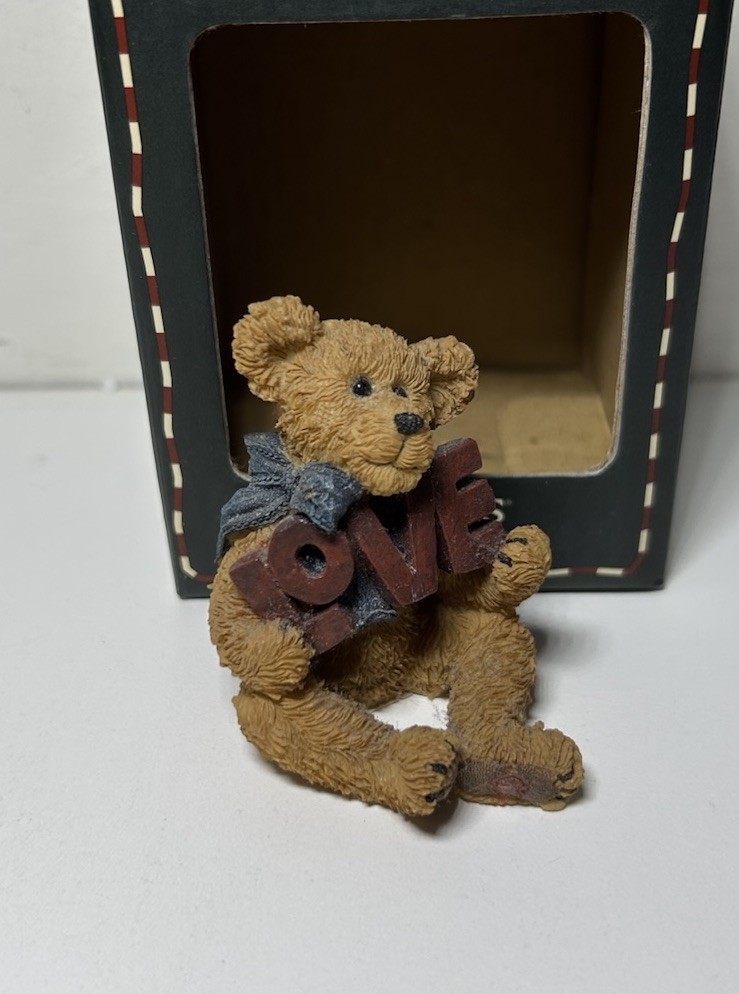 Boyds Bears “Luvy” NIB #4015185