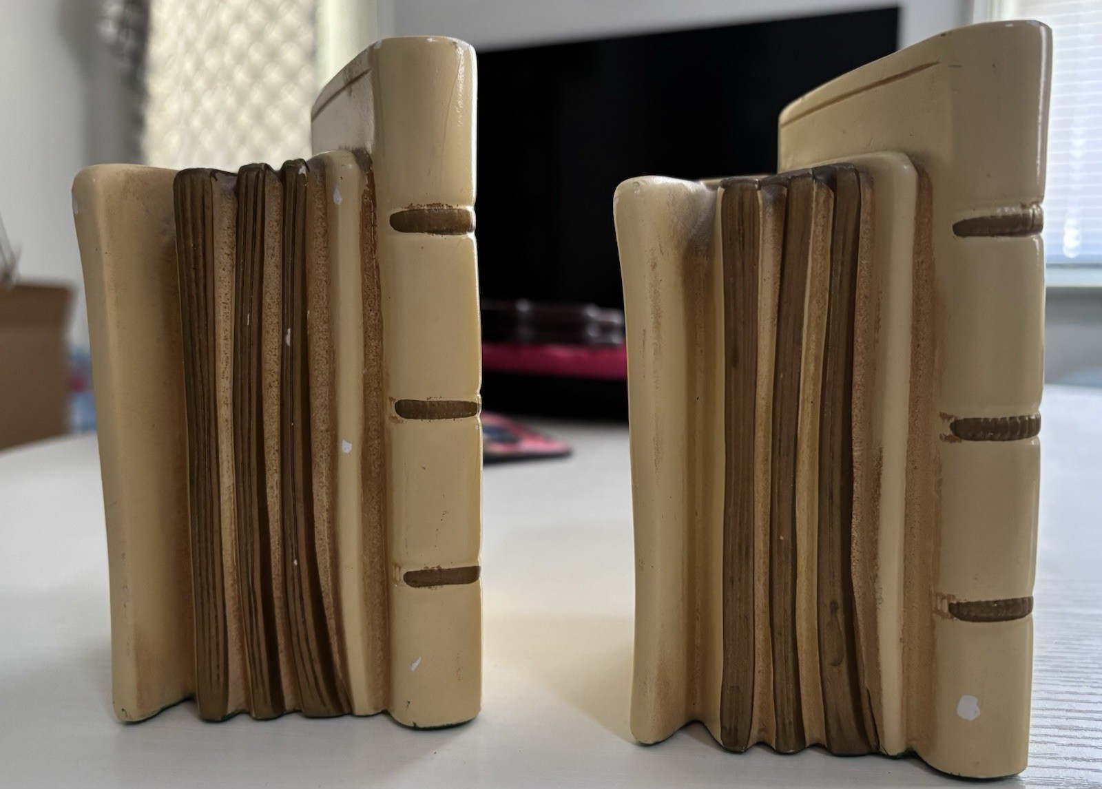 Vintage 1940’s Coventry Ware Bookends Chalkware Plaster Book Shaped Decor