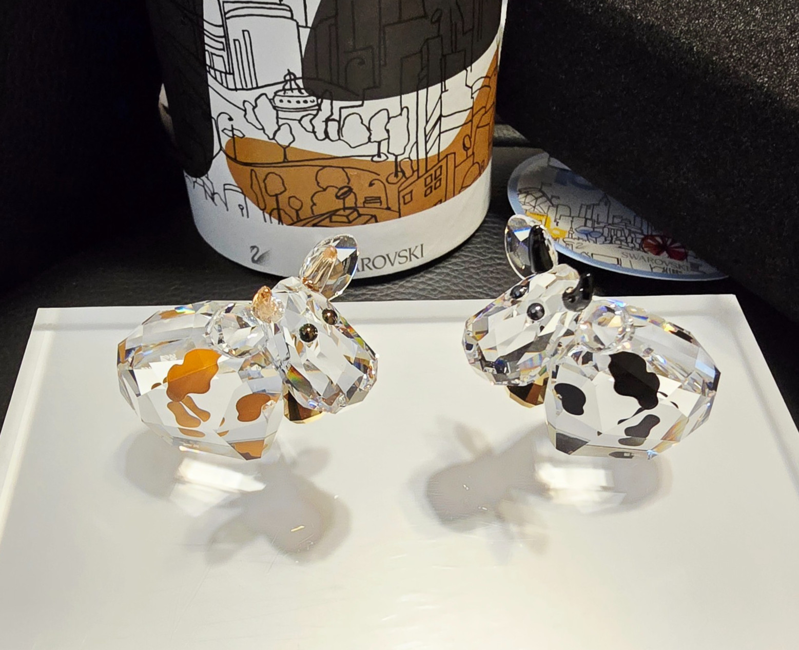 Swarovski Country Mos 2010 Limited Edition Crystal Lovlots #1056681 – Retired