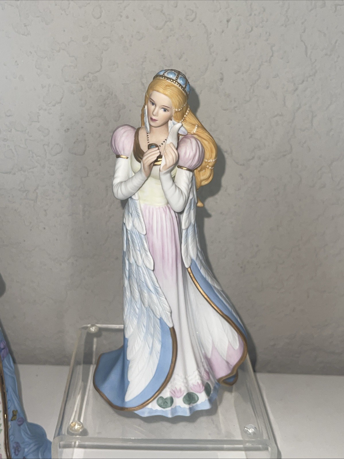 As Is ~ Lenox legendary princess figurines – Snow White Swan Pocahontas Gwinvere