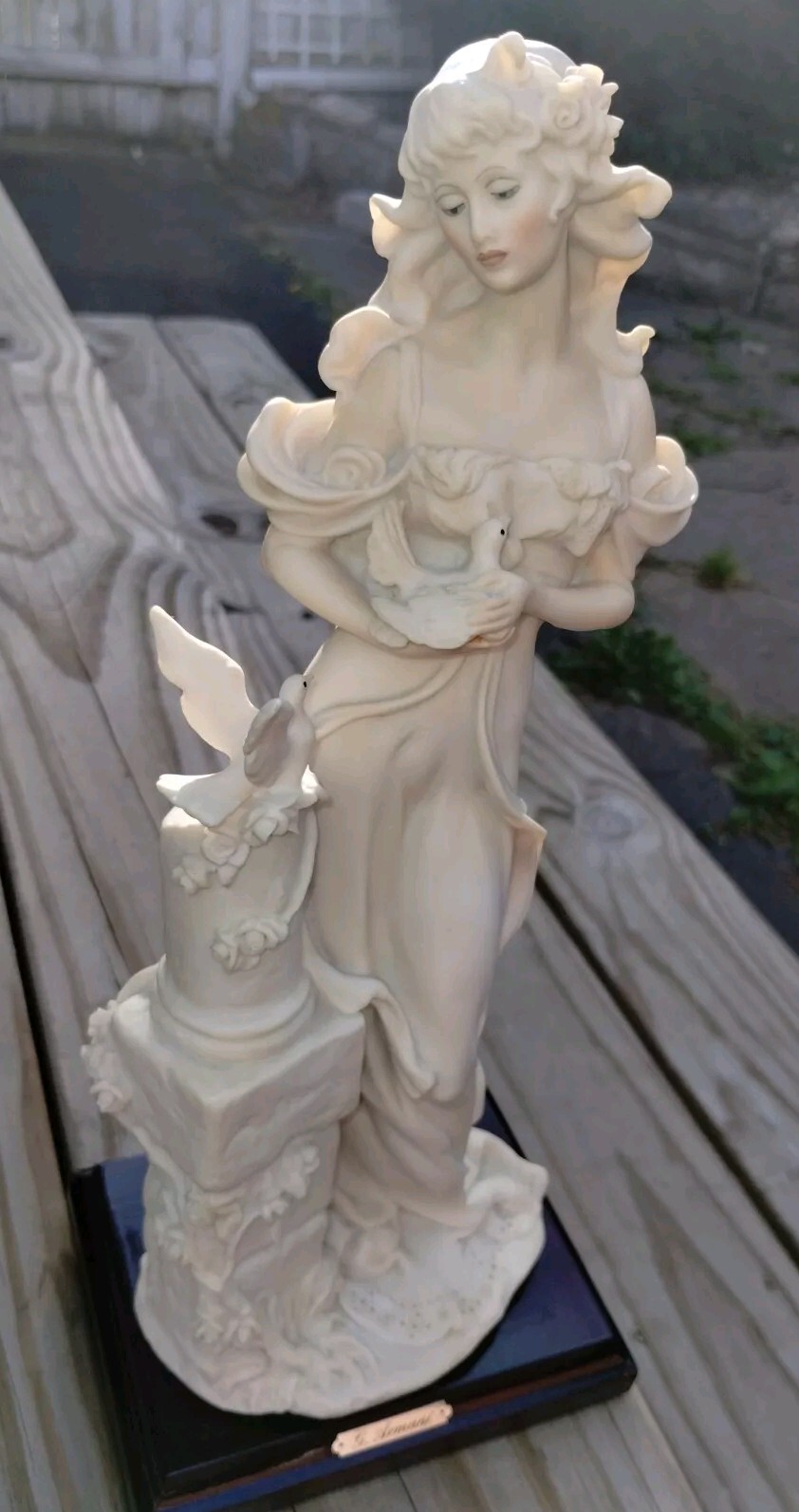 Lady With Doves Giuseppe Armani Figurine 13 Inches Tall