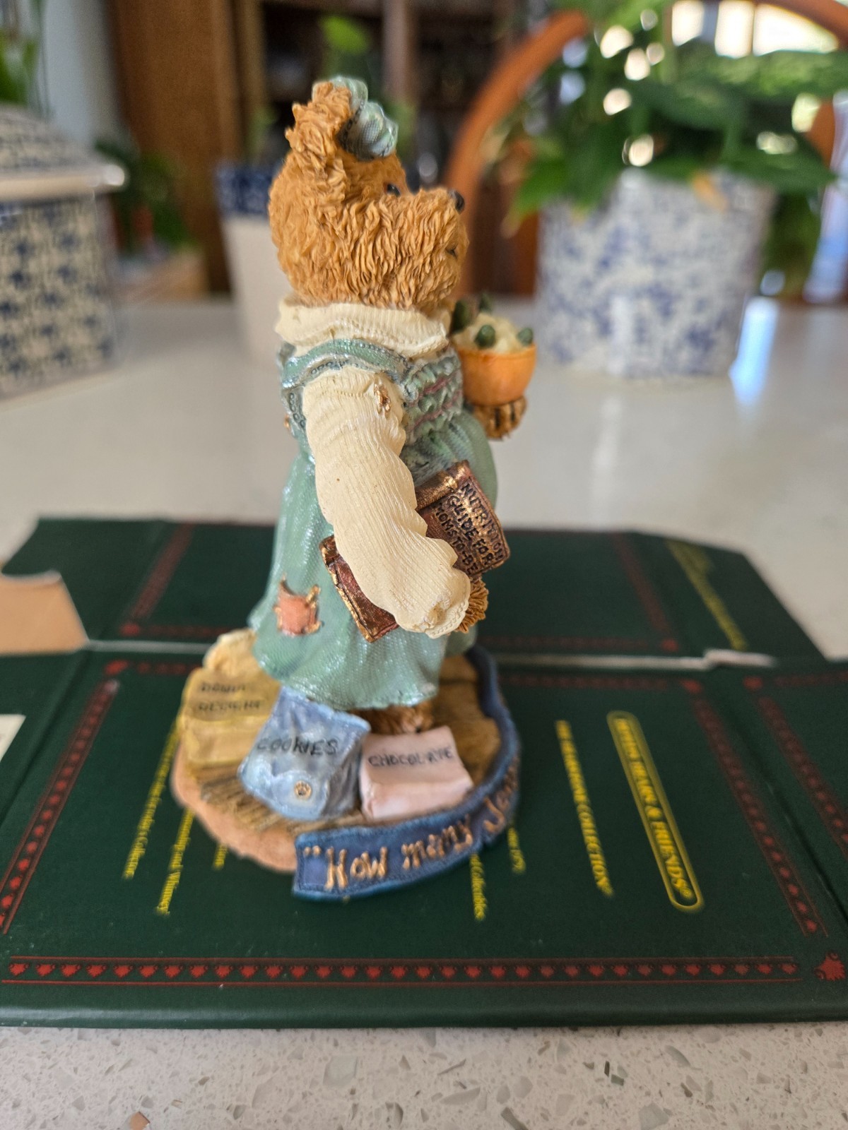Jennifer Newmom 2002 w/Original Box 2E/1247
