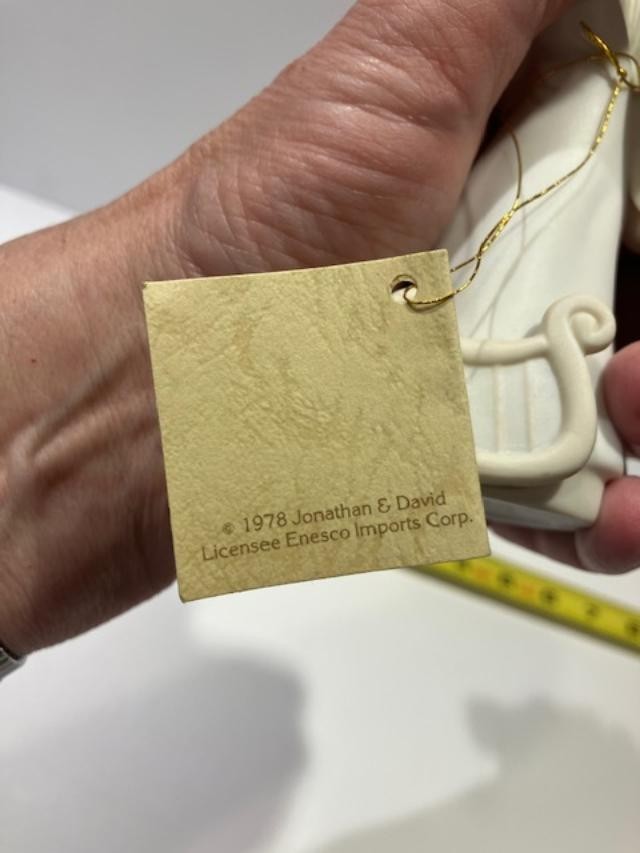 Vintage 1980 Precious Moments E-5637 “The Heavenly Light” Porcelain Figurine