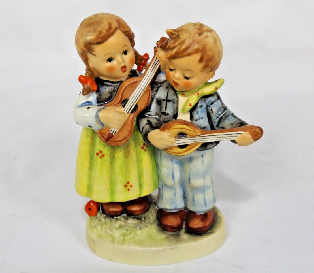 Vintage Goebel Hummel Happy Days Hausmusik Figurine Germany 150/2
