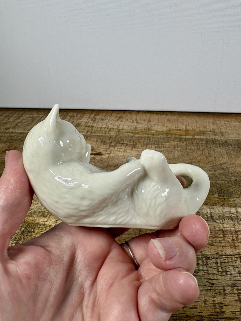 Lenox China Jewels Cat Figurine White Porcelain Jeweled Kitty Made USA Vintage