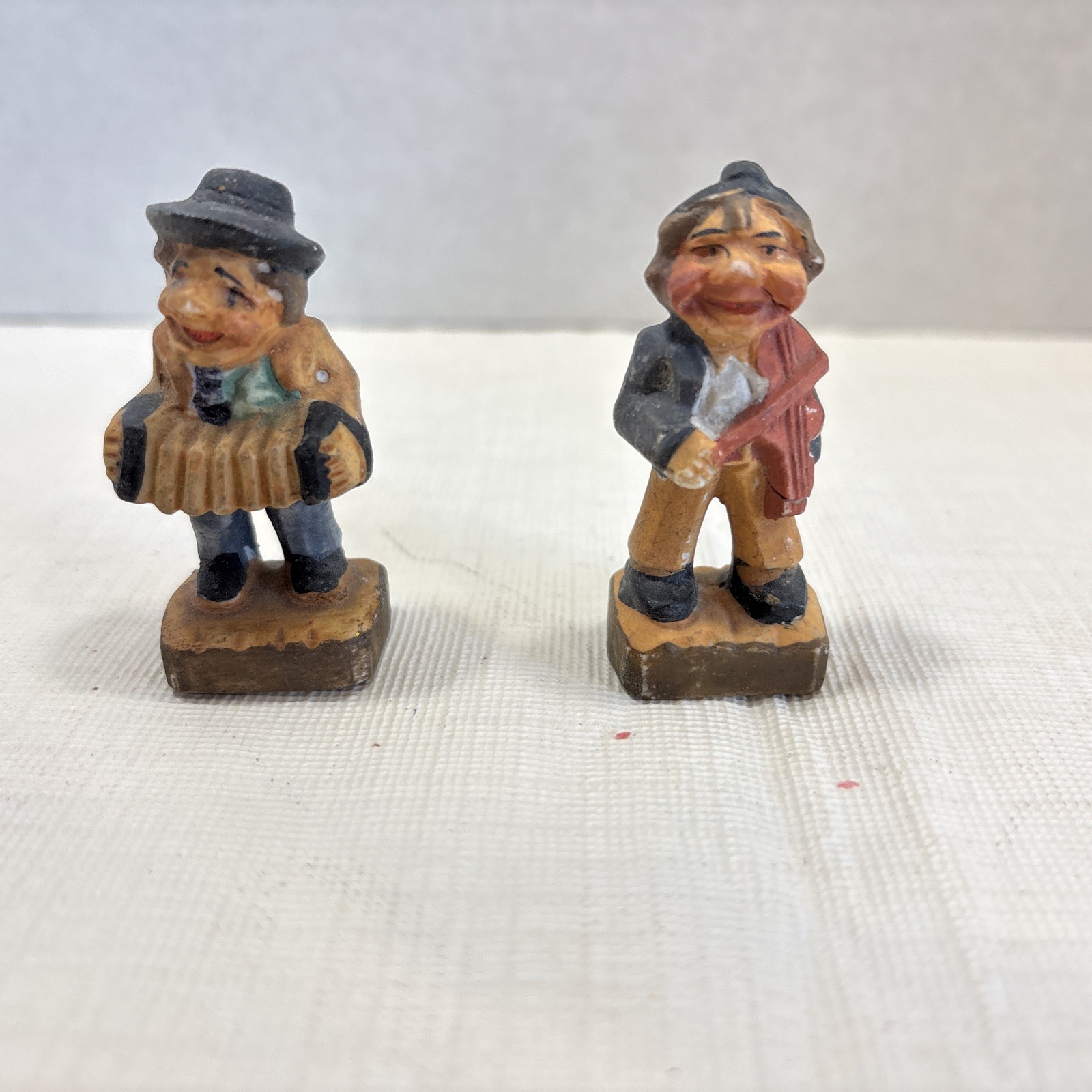 Pair Vintage OCCUPIED JAPAN Old Men German Musicians Figurine Mini Folk Art