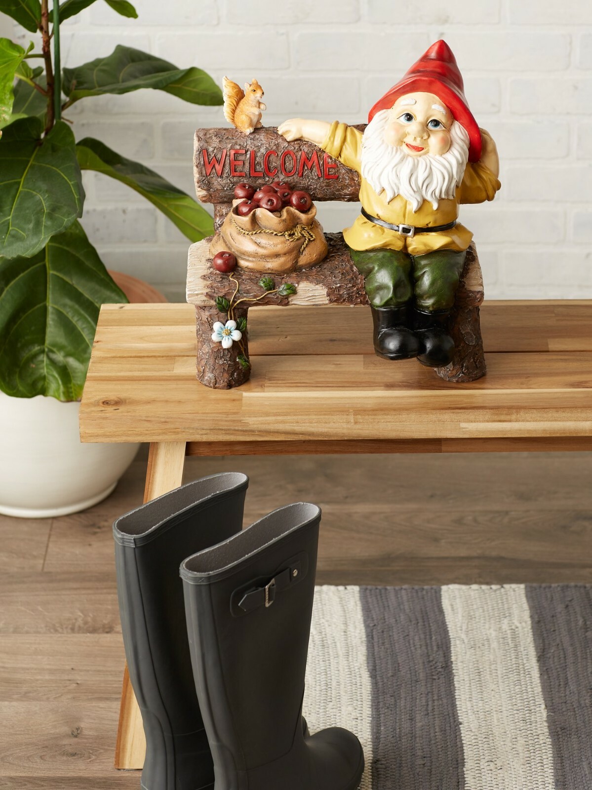 Multicolor Polyresin Garden Gnome Greeting Sign Statue Indoor Outdoor Decor