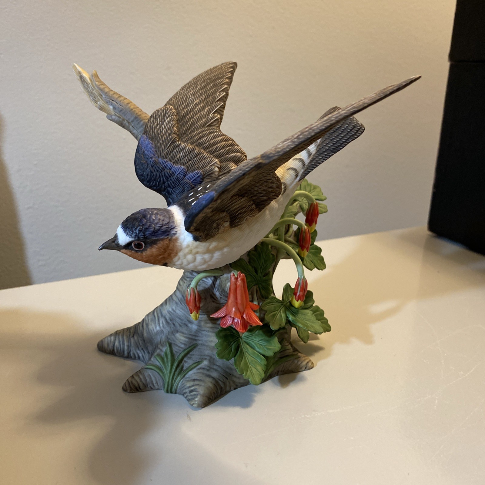 Lenox Garden Birds 2000 Cliff Swallow Made In China *damaged