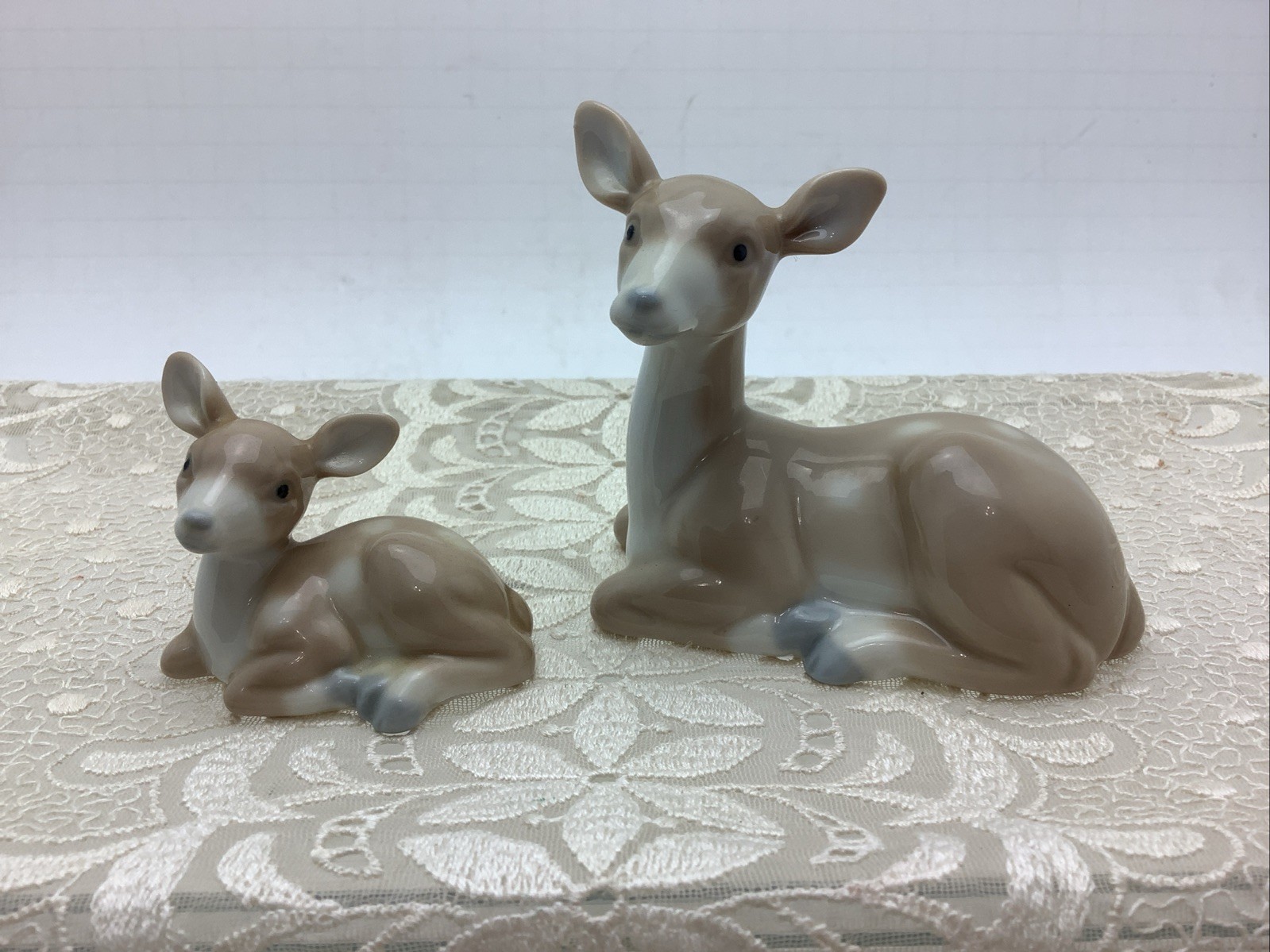 Vintage Ceramic Deer Doe and Fawn Figurines Set of 2 Otagiri Japan