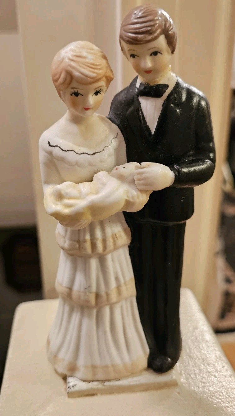 Vintage Ceramic Mom & Dad With Baby At Christening / Very Cute & Detailed. 6.5″