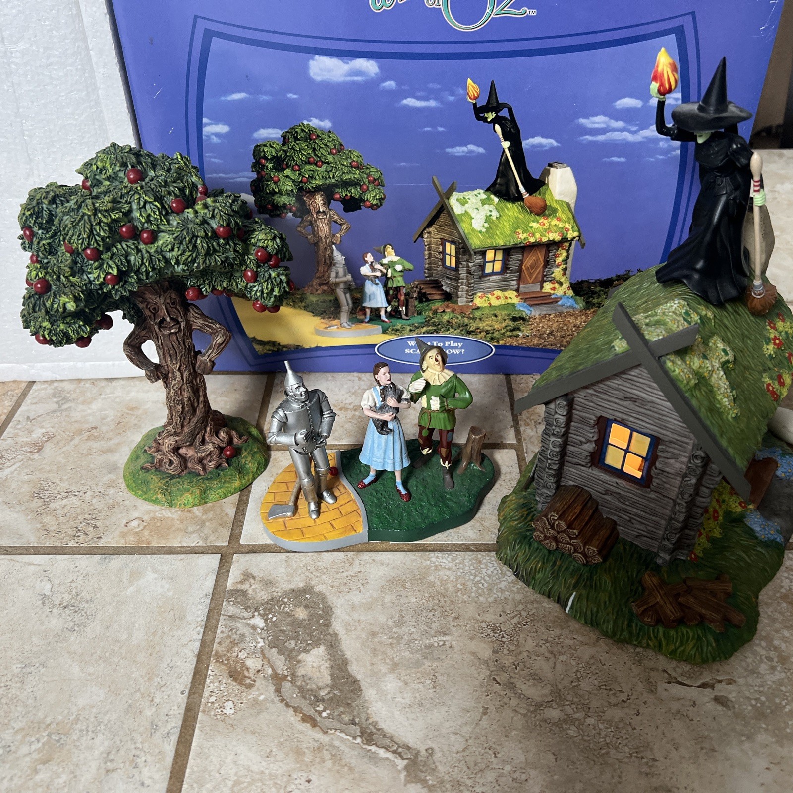 Vintage 2004 Dept 56 Wizard of Oz Want to Play Scarecrow 4 pc #59351 Boxed