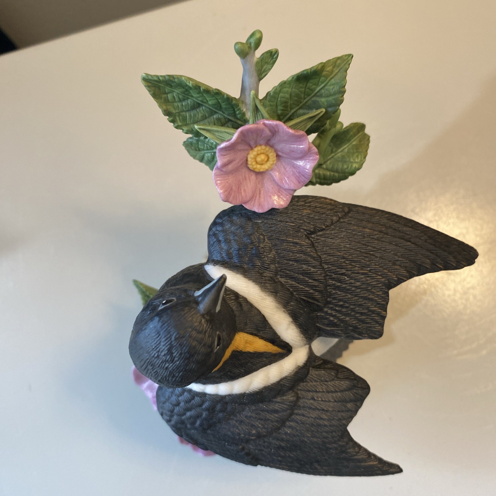 Lenox Garden Birds Figurine Bobolink 2003 Made In China Pink Roses
