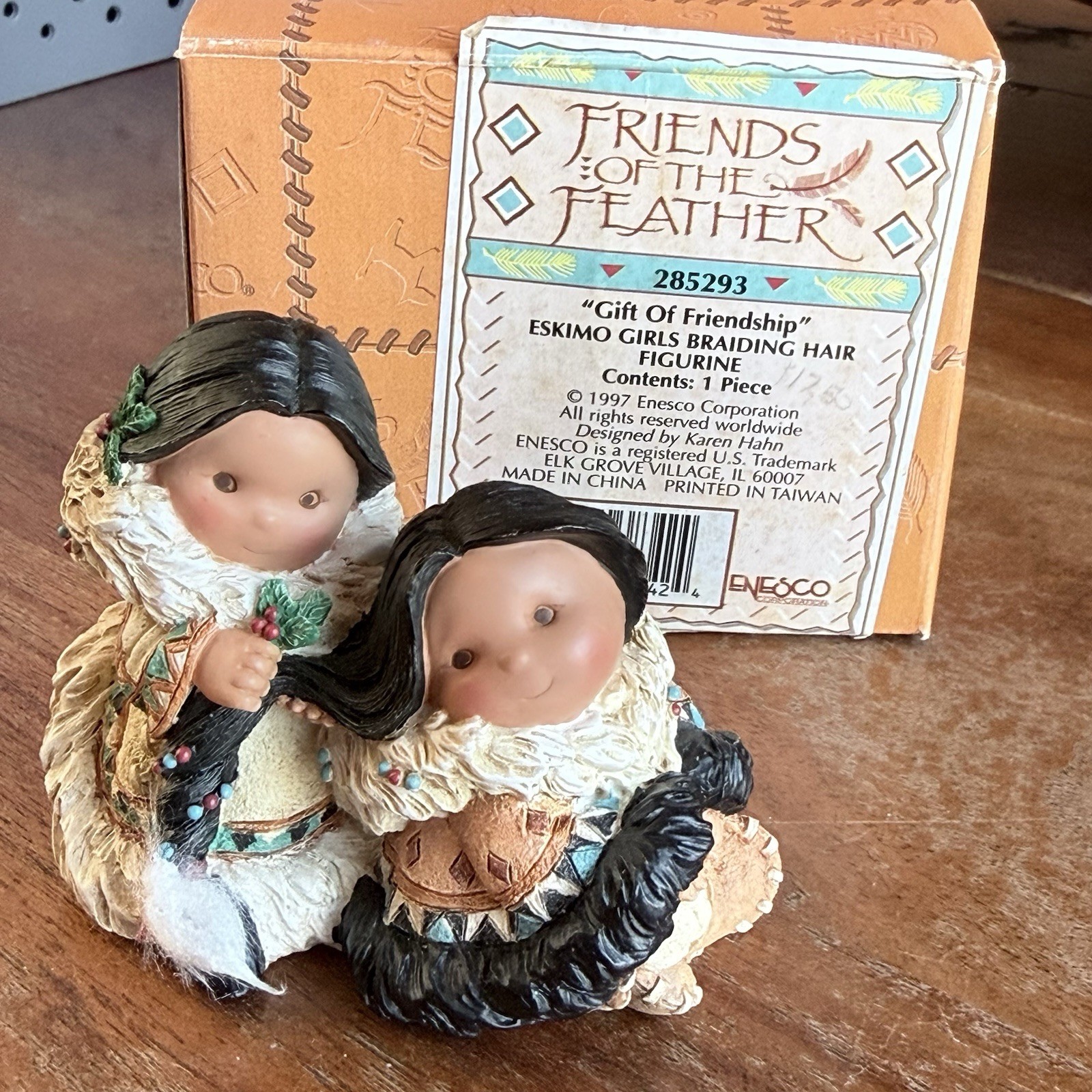 Enesco 1997 Friends of the Feather “Gift of Friendship”