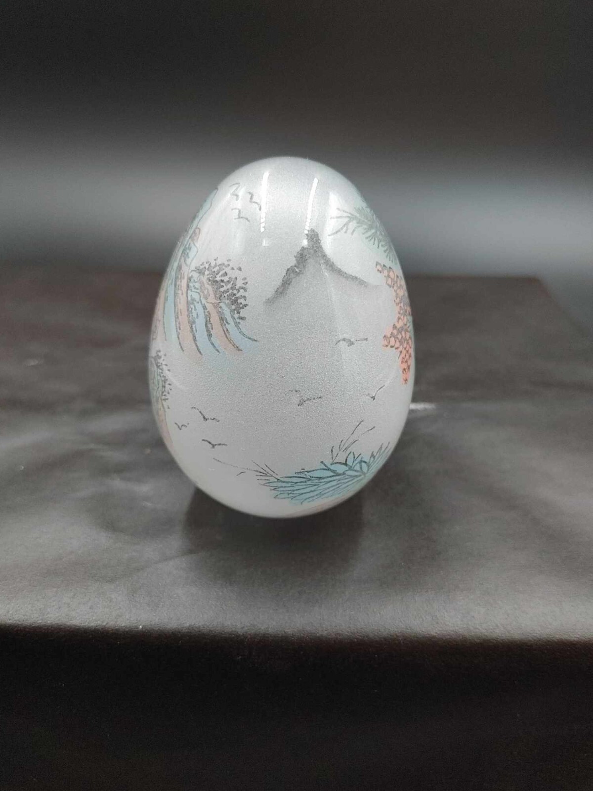 Vintage Reverse Hand Painted Glass Egg Japanese Scene Mountain Tree – No Stand