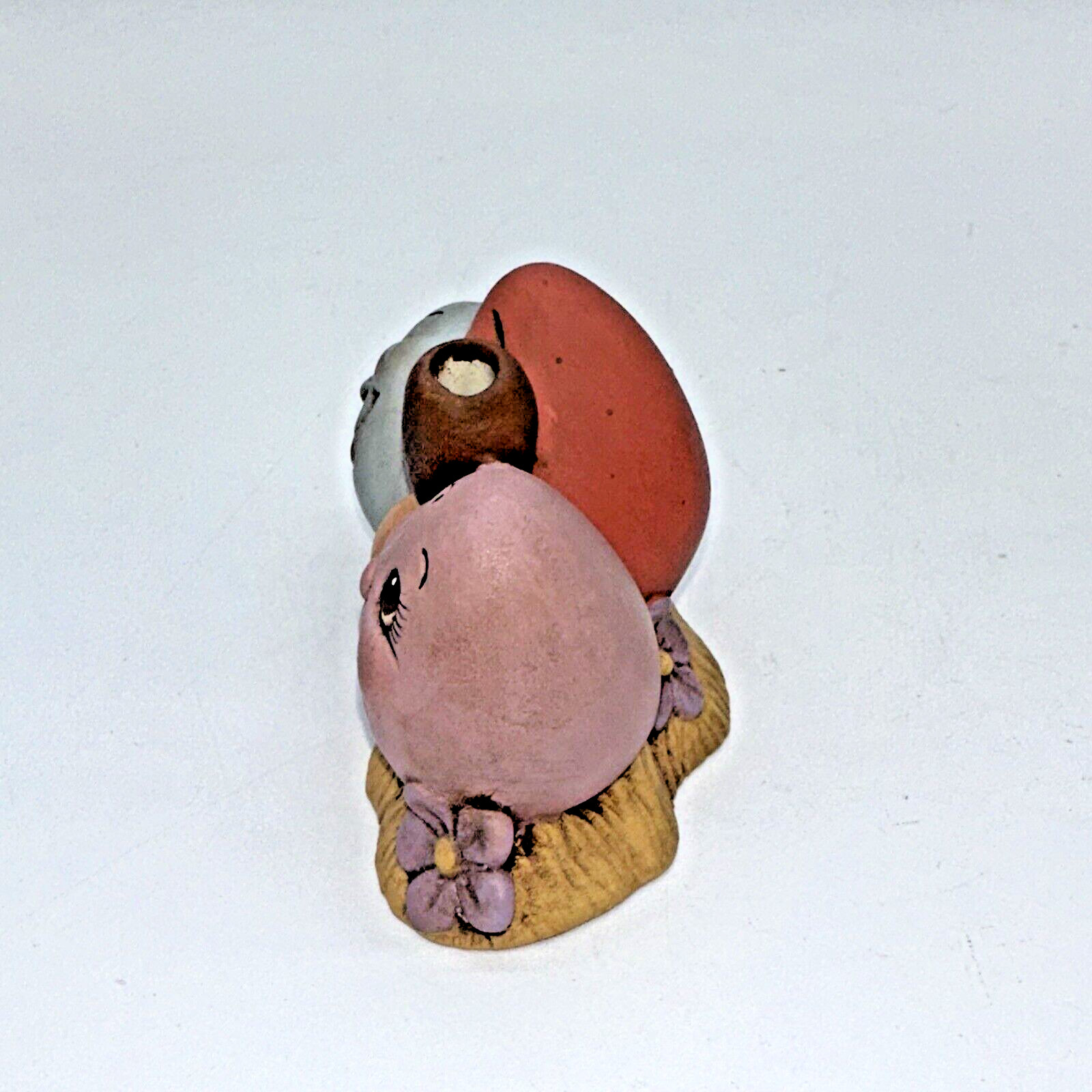 VTG Mid Century Kitschy Anthropomorphic Handpainted Ceramic Triple EGG Figurine