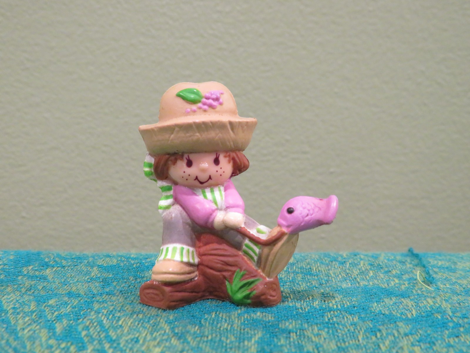 Vintage 1980’s Huckleberry Pie Fishing Strawberry Shortcake Figurine
